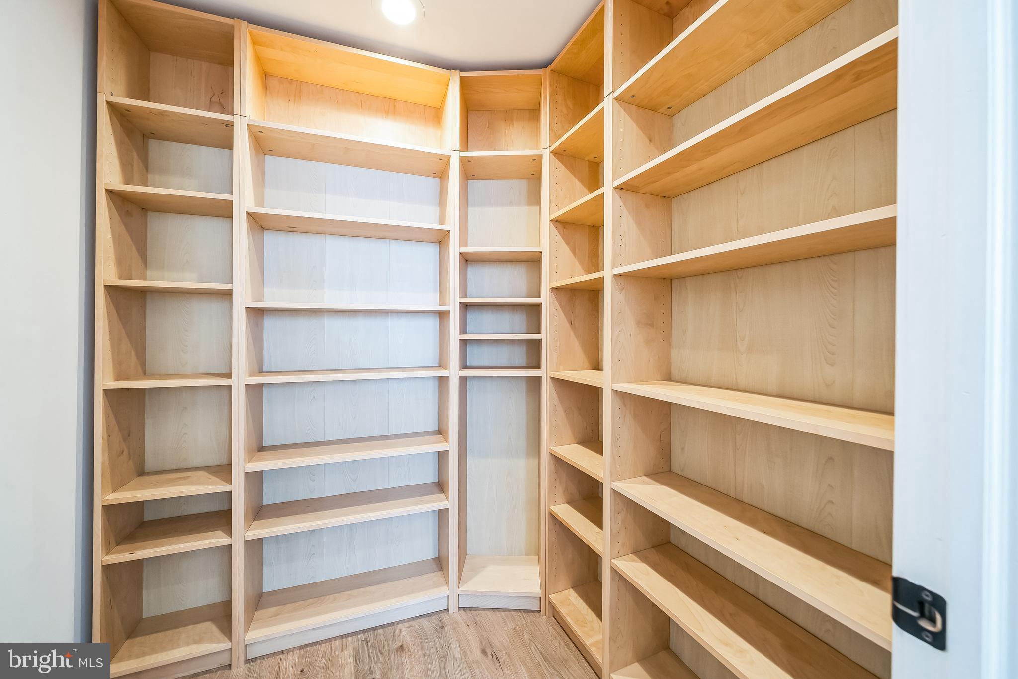 FAIRMOUNT - Residential