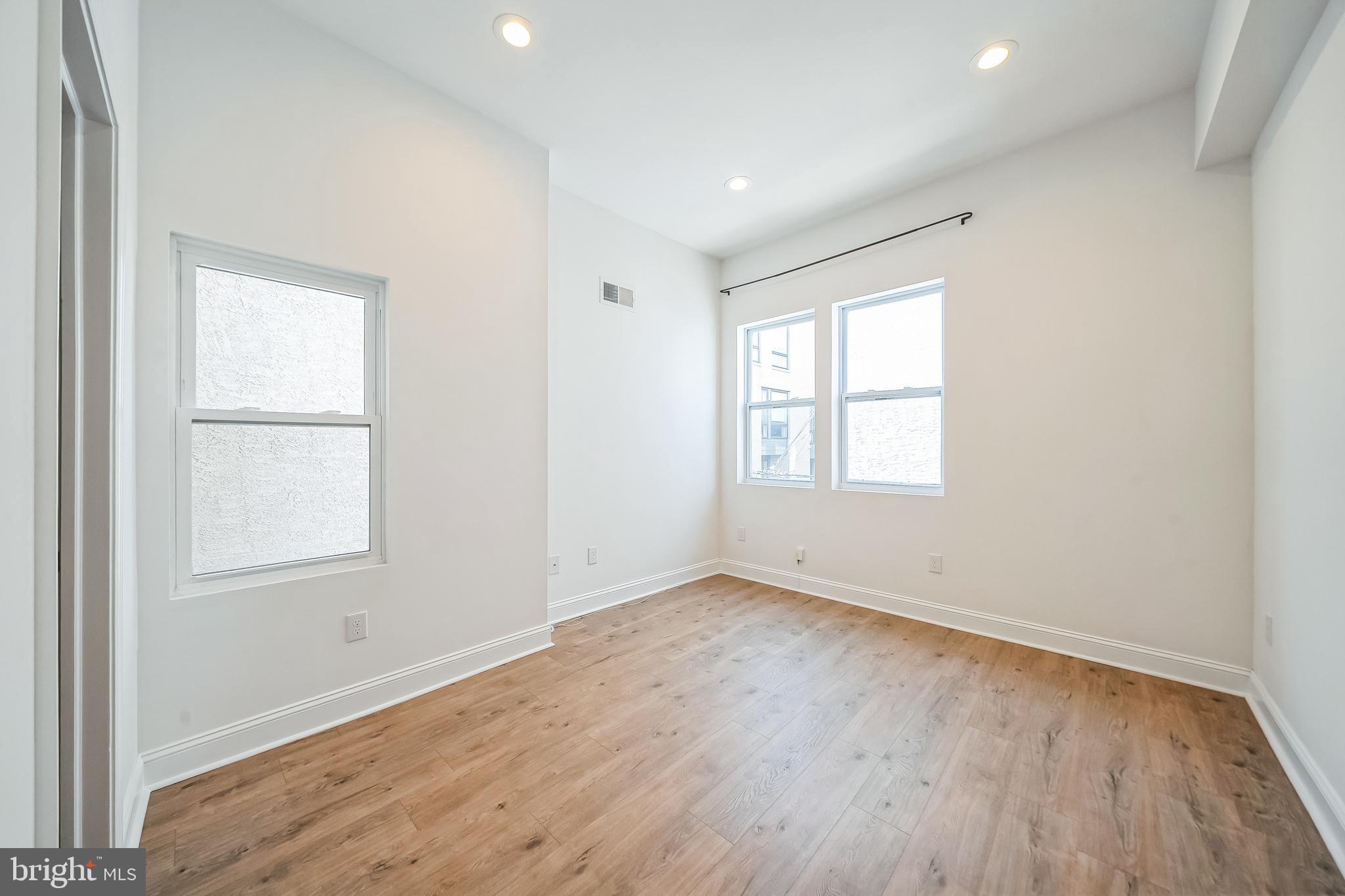 FAIRMOUNT - Residential