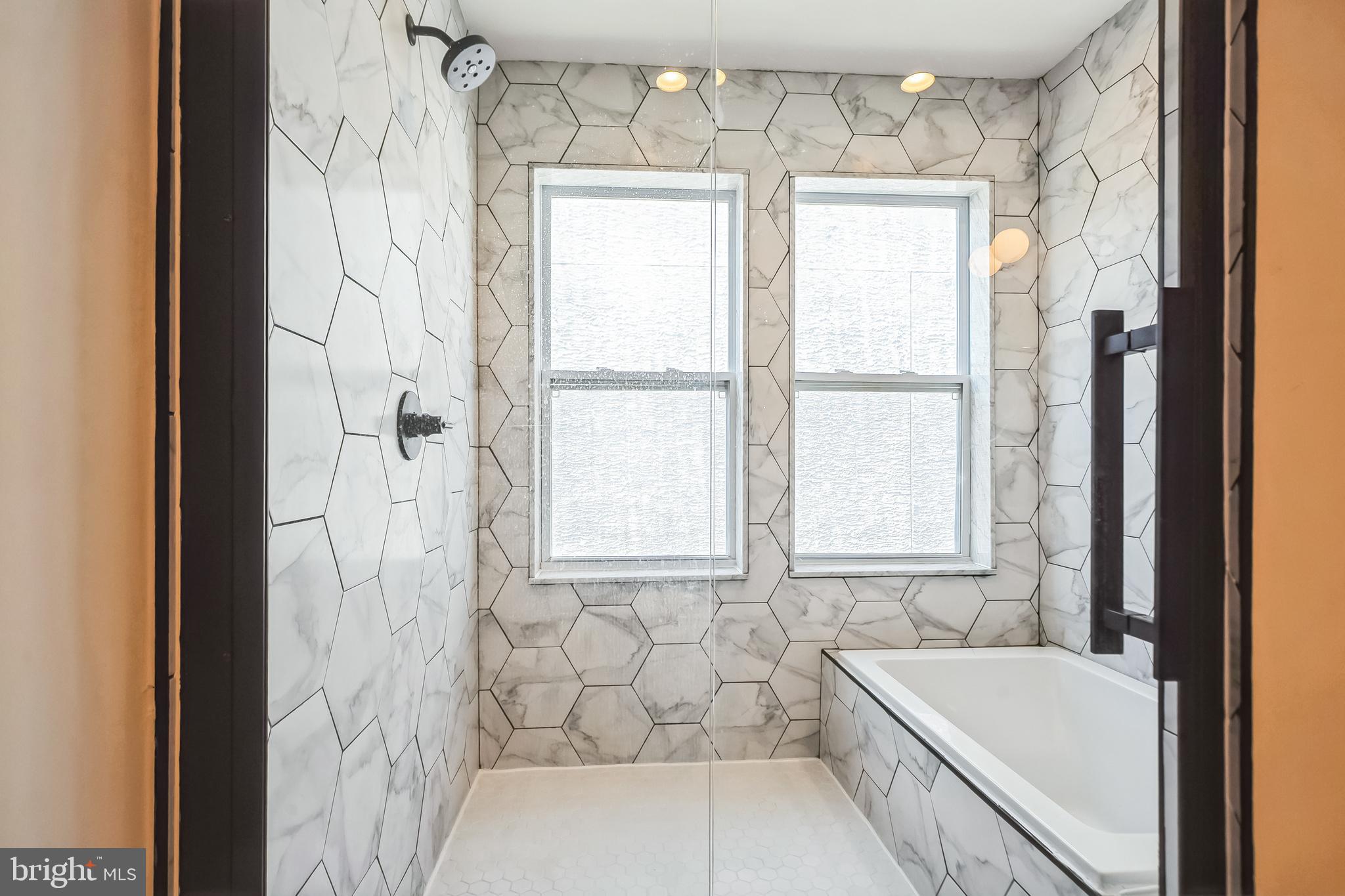 FAIRMOUNT - Residential