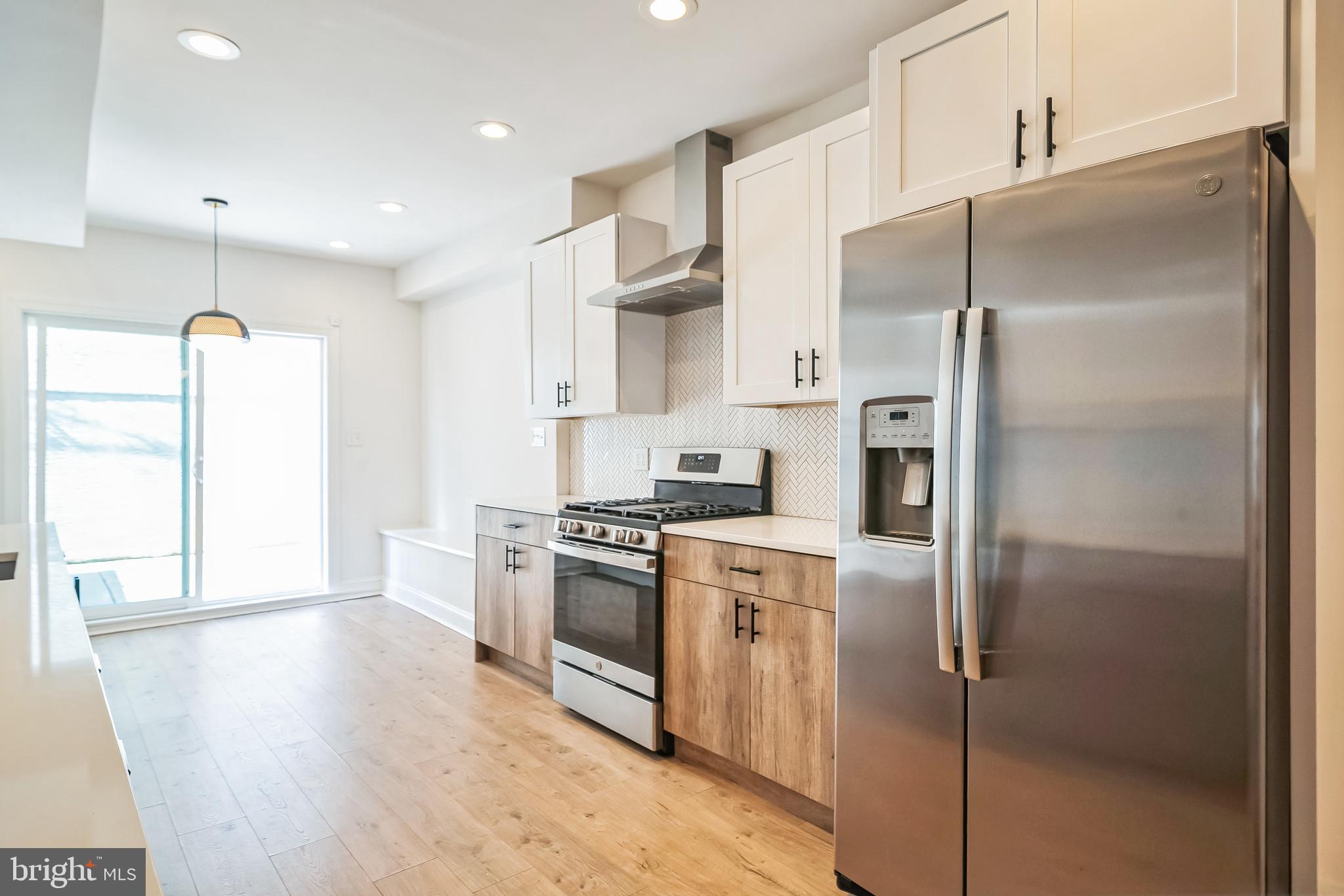 FAIRMOUNT - Residential