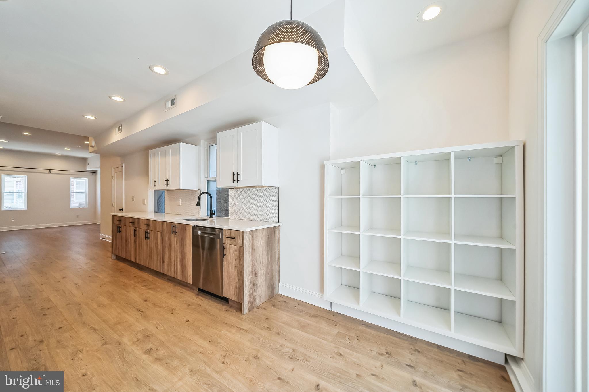 FAIRMOUNT - Residential