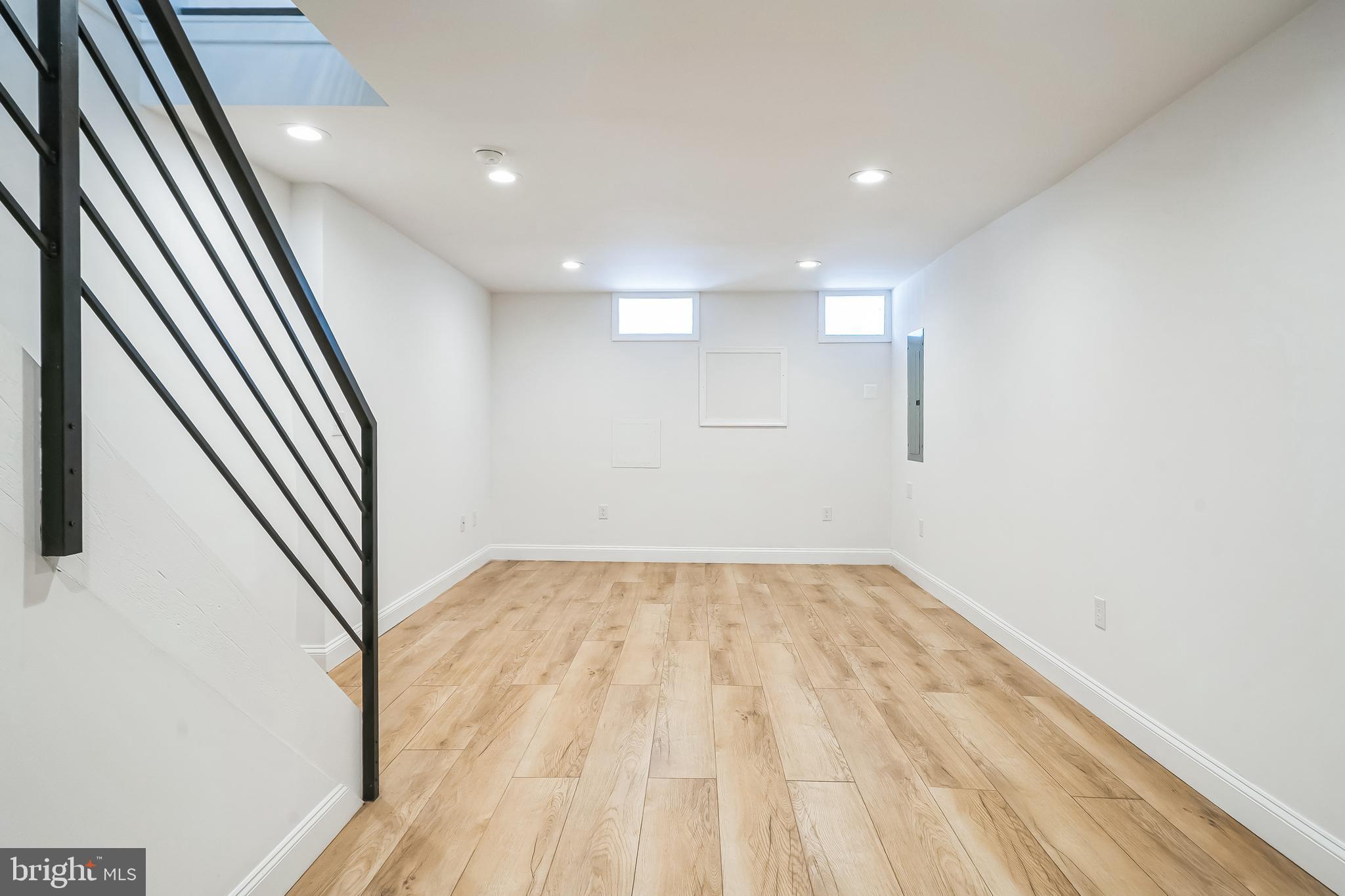 FAIRMOUNT - Residential