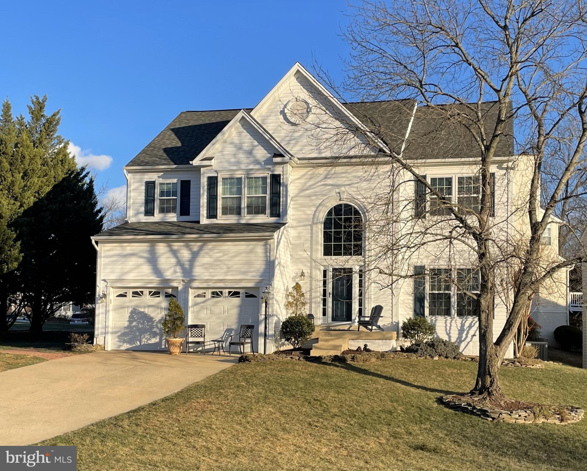 ASHBURN VILLAGE - Residential