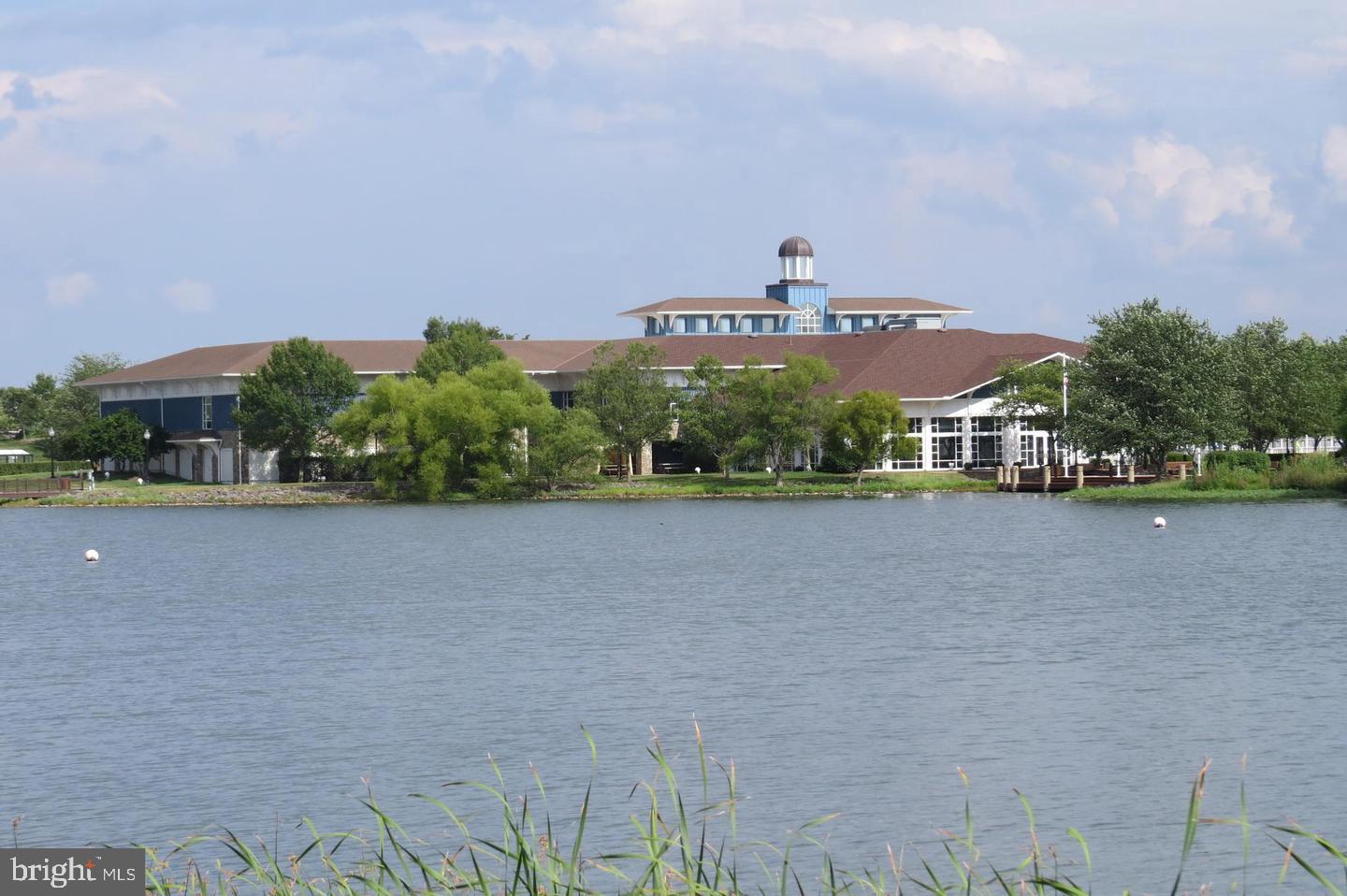 ASHBURN VILLAGE - Residential