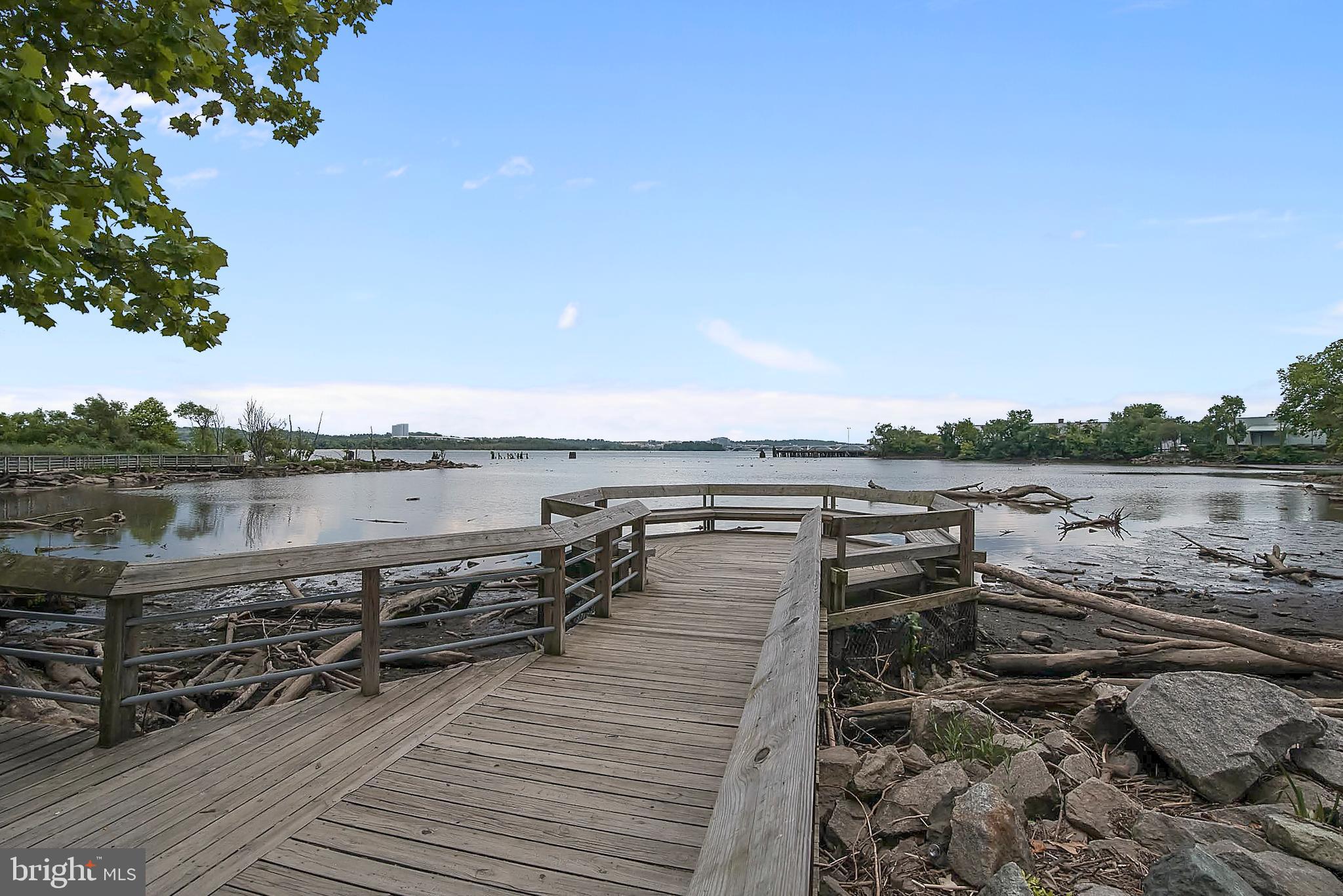 BROCKETTS CROSSING - Residential