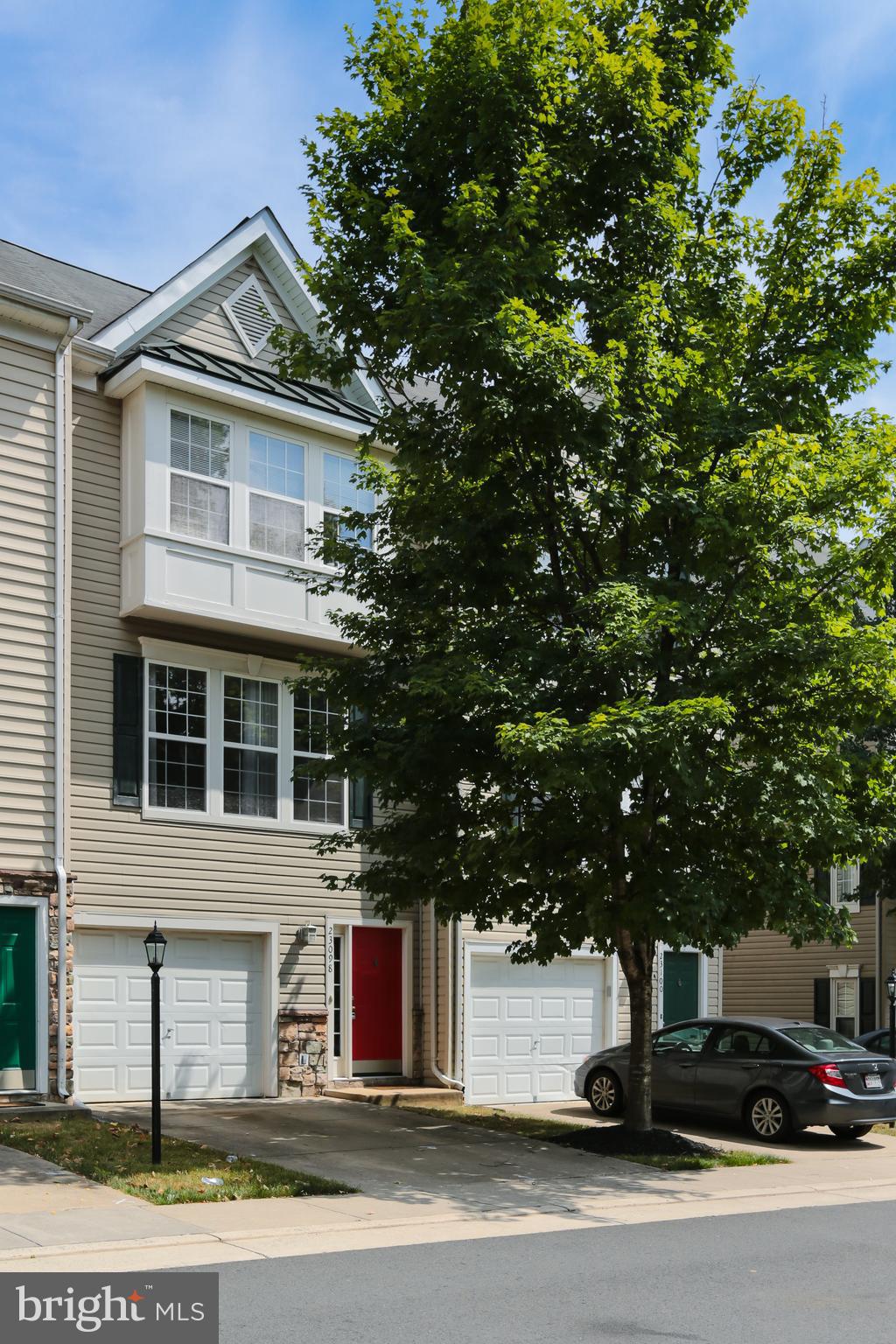 PARKSIDE AT DULLES - Residential