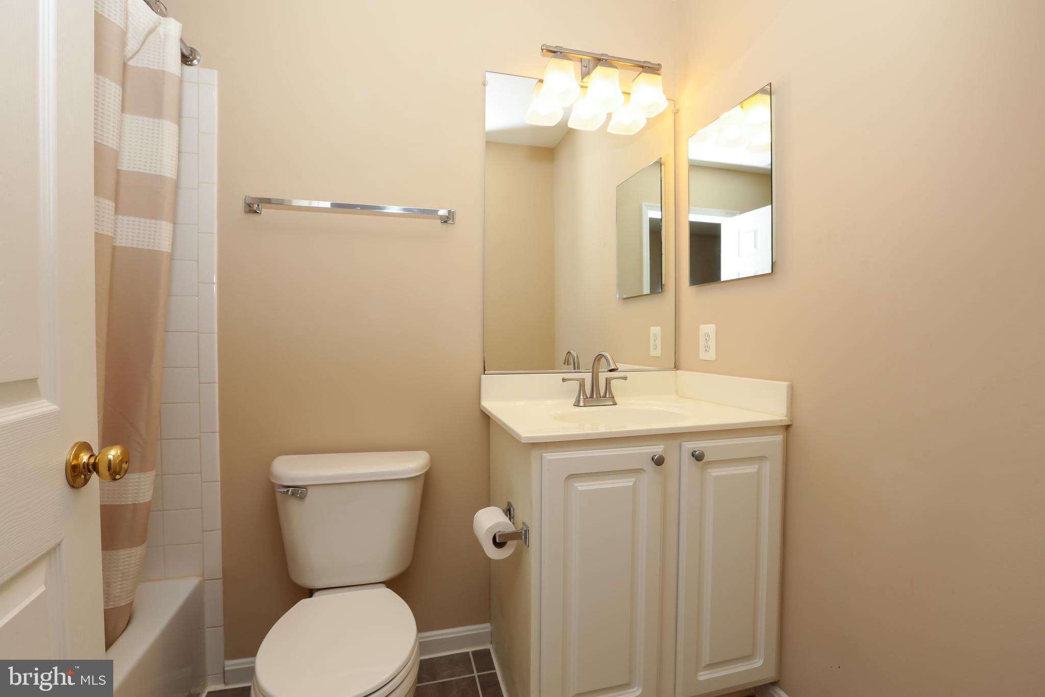 PARKSIDE AT DULLES - Residential