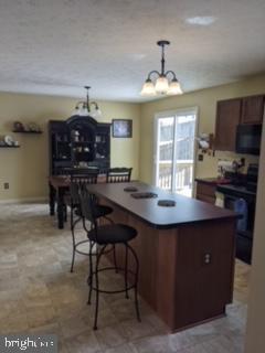 HUNTINGTON MEADOWS - Residential Lease