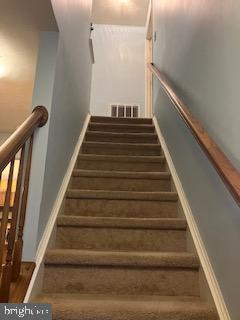 HUNTINGTON MEADOWS - Residential Lease