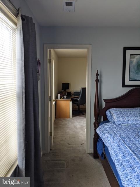 HUNTINGTON MEADOWS - Residential Lease