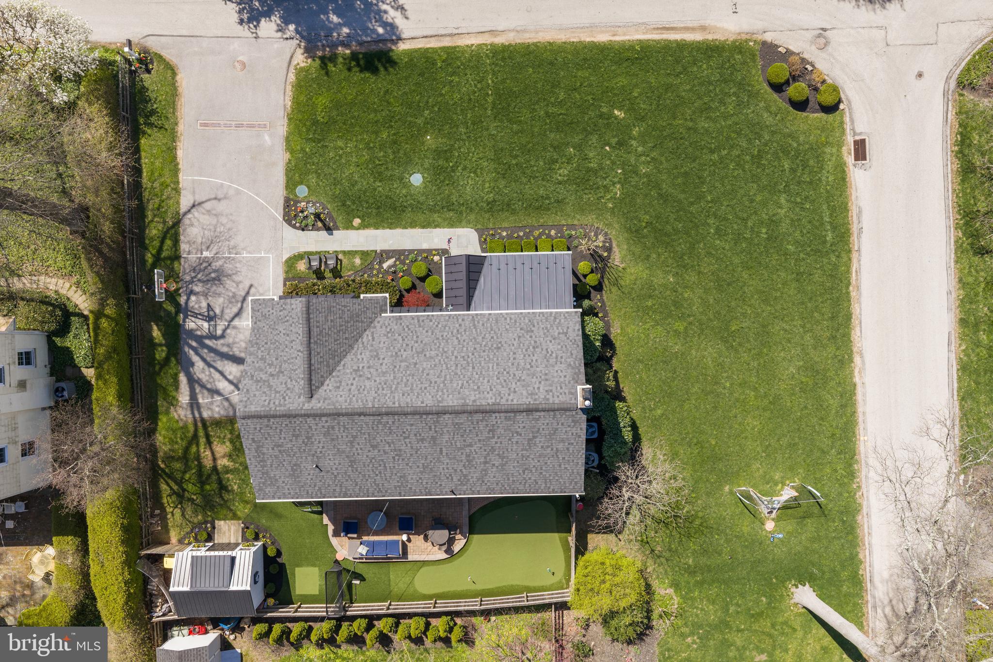 DUNN HILL - Residential