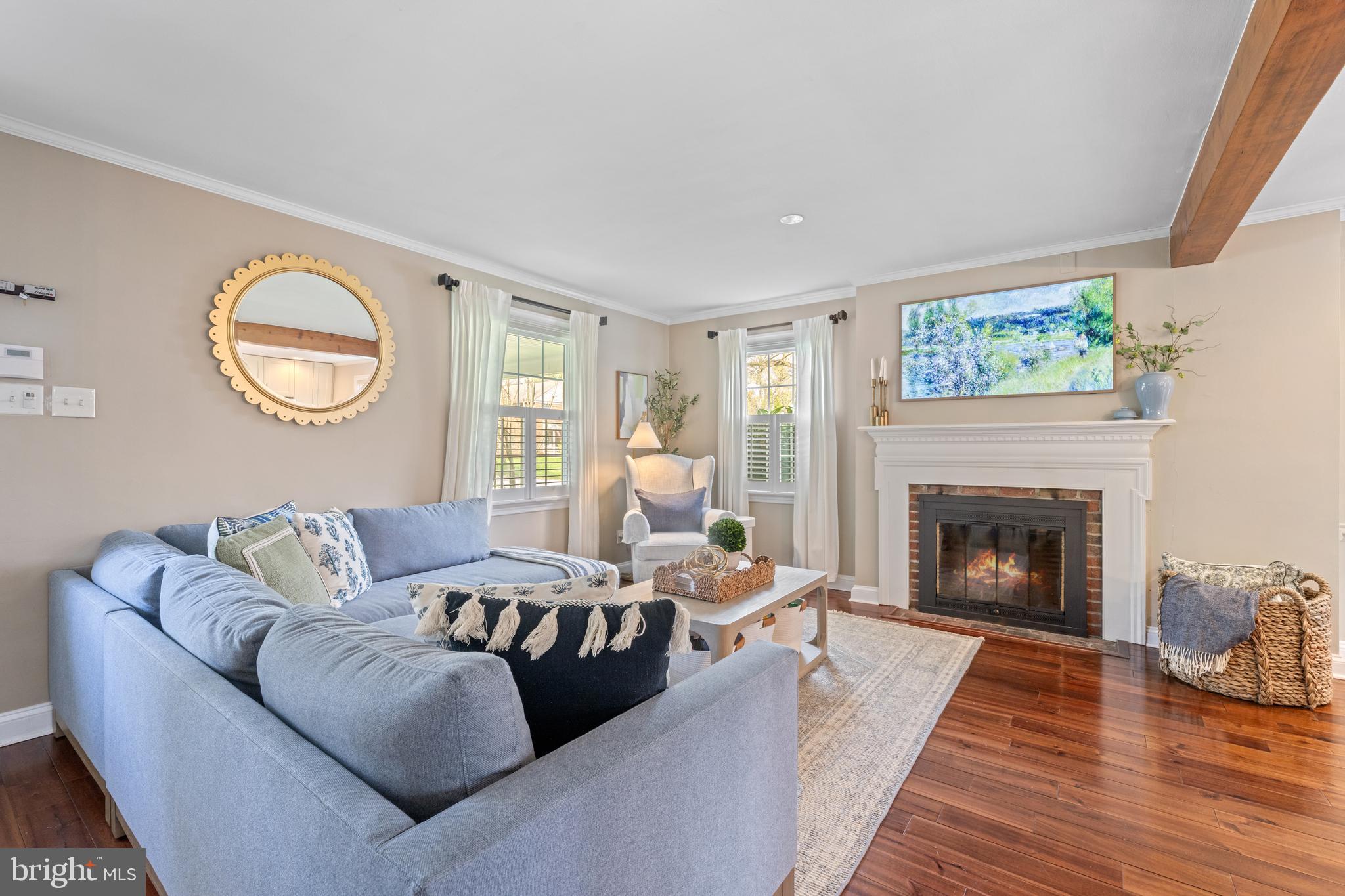 DUNN HILL - Residential