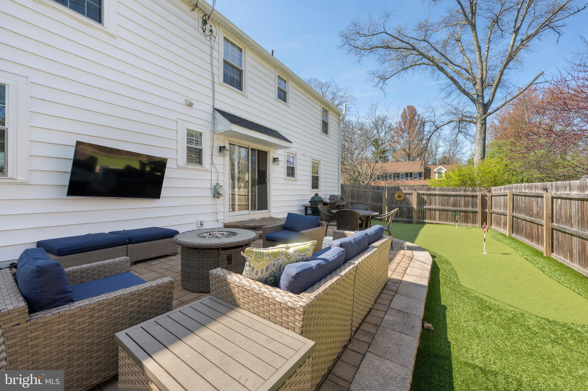 DUNN HILL - Residential