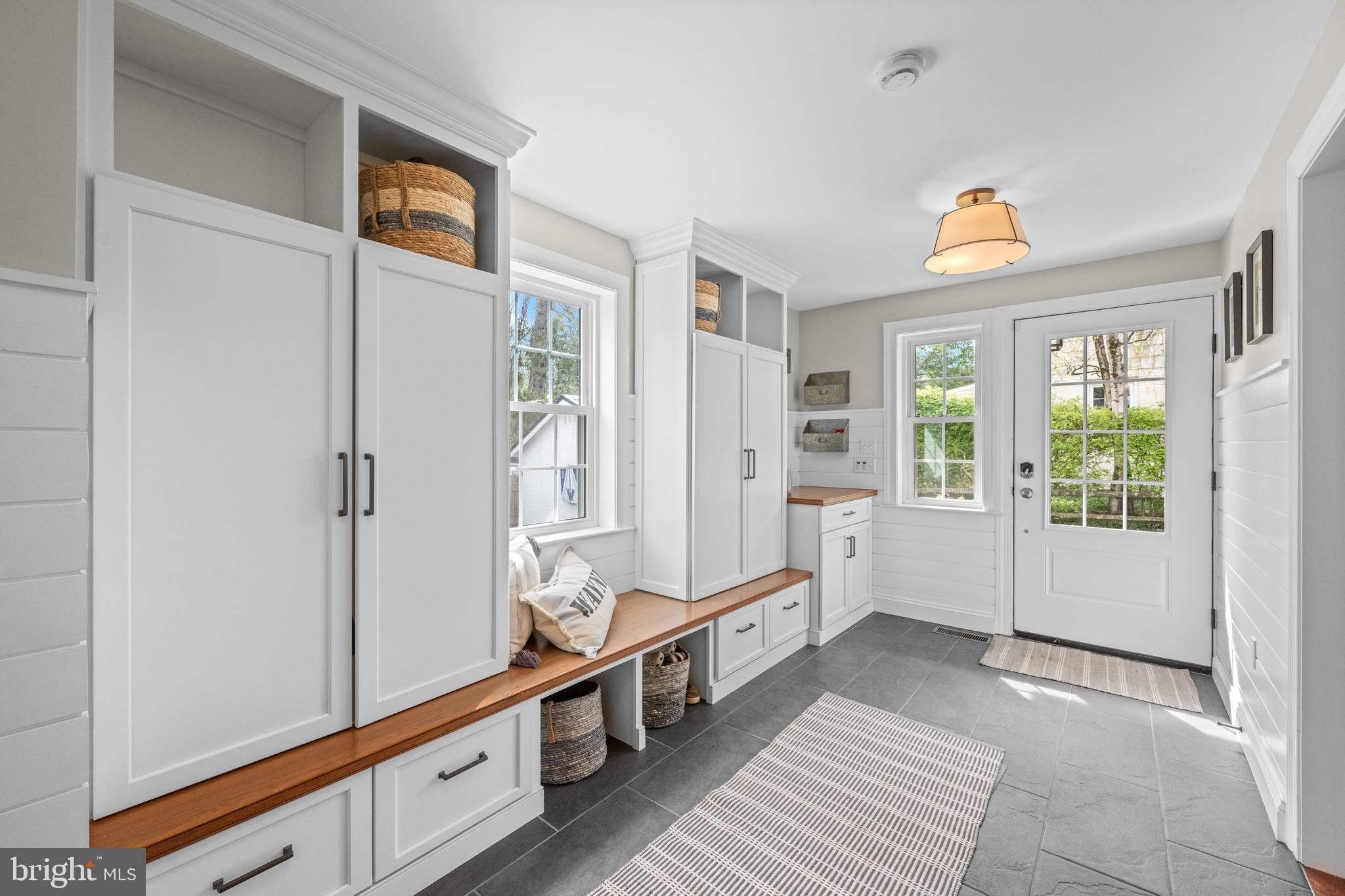 DUNN HILL - Residential