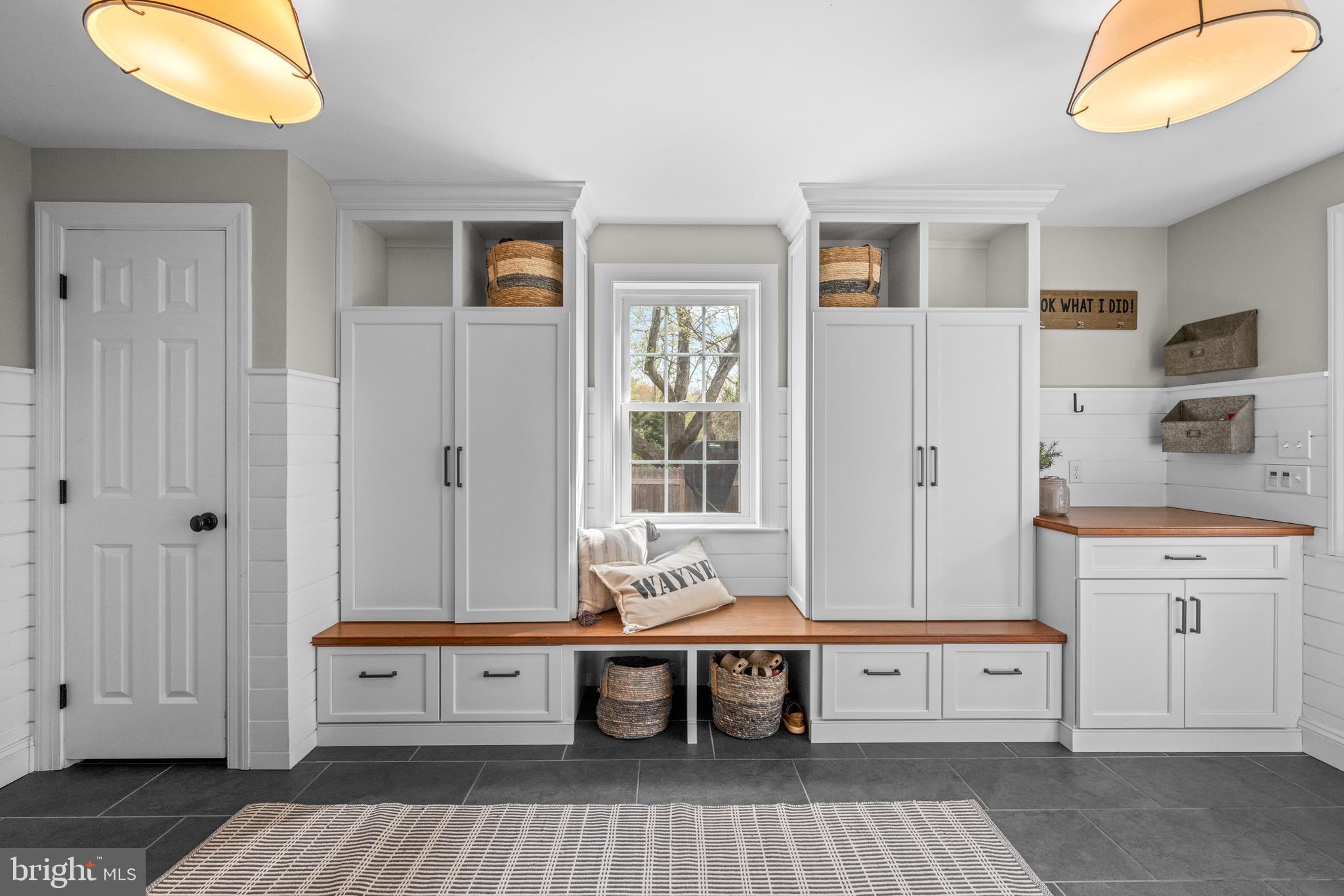 DUNN HILL - Residential