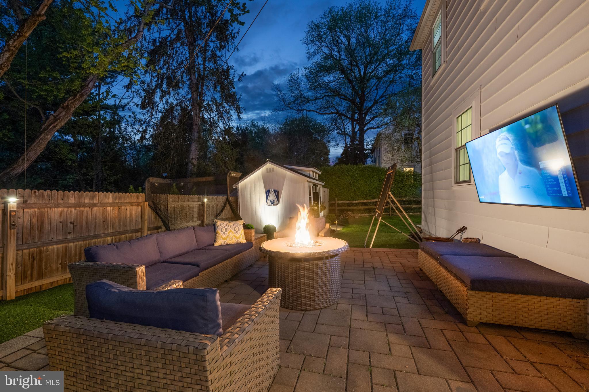 DUNN HILL - Residential