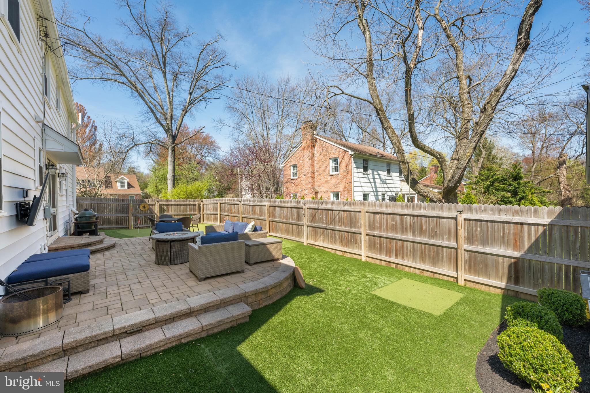 DUNN HILL - Residential