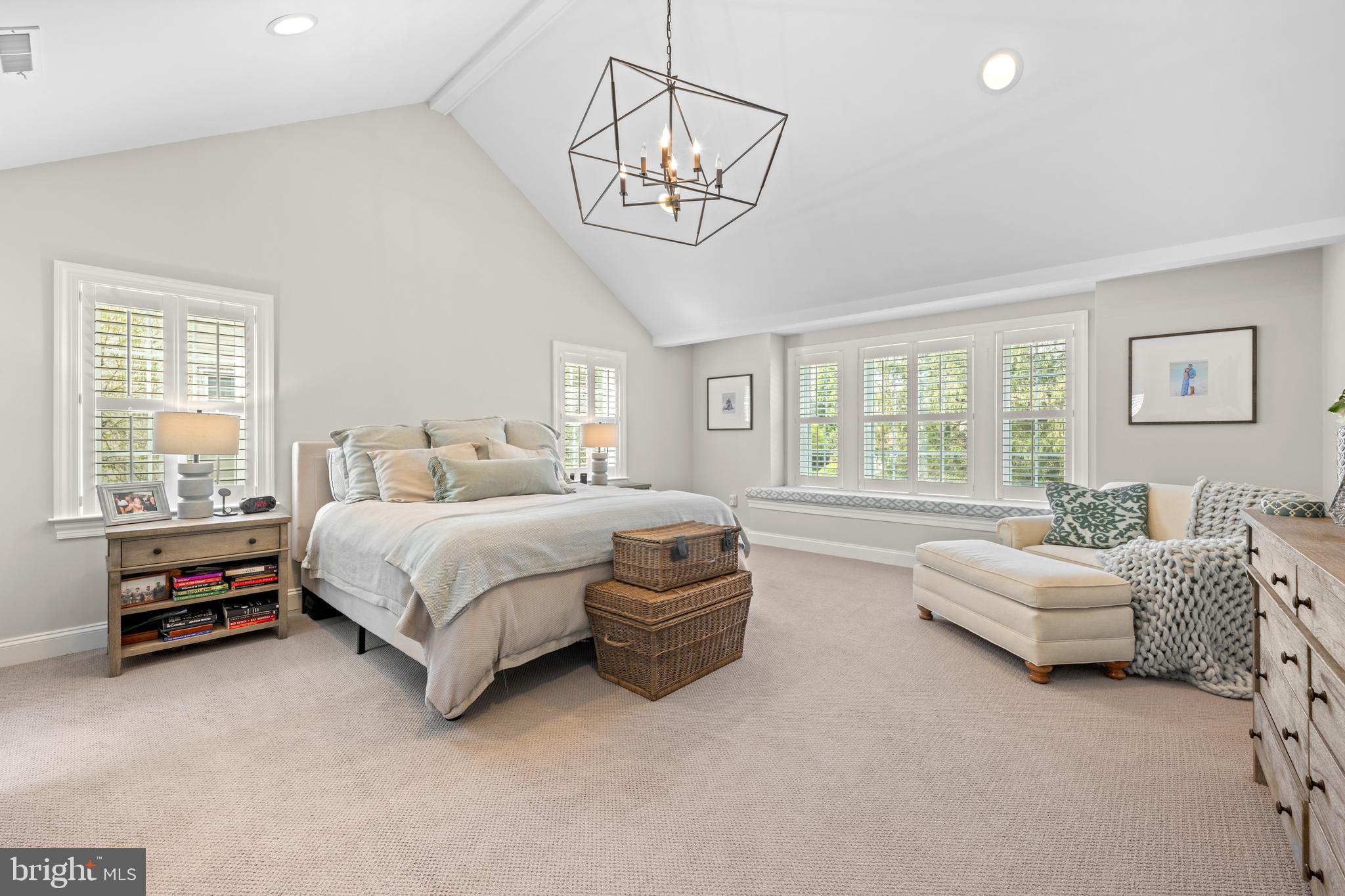 DUNN HILL - Residential