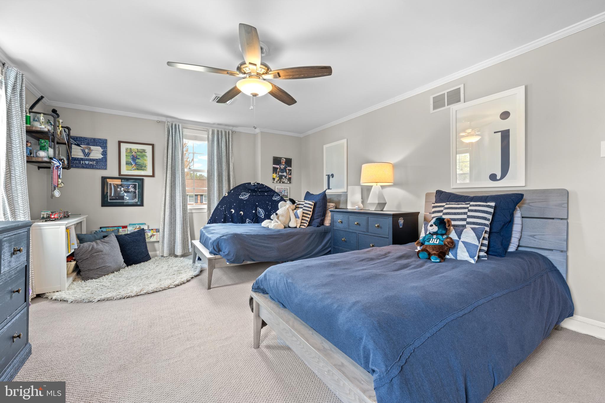 DUNN HILL - Residential