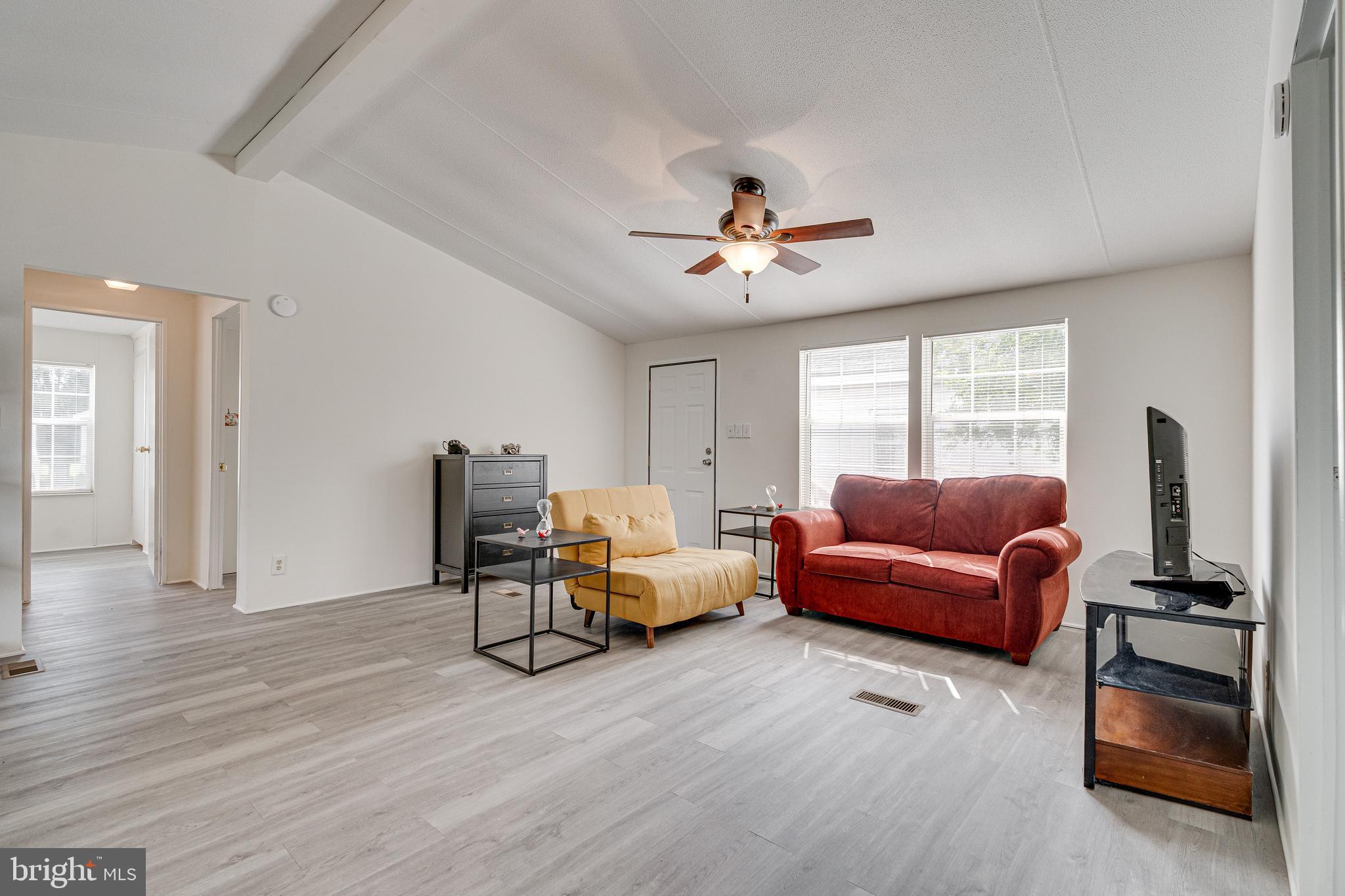 MEADOWS OF CHANTILLY - Residential