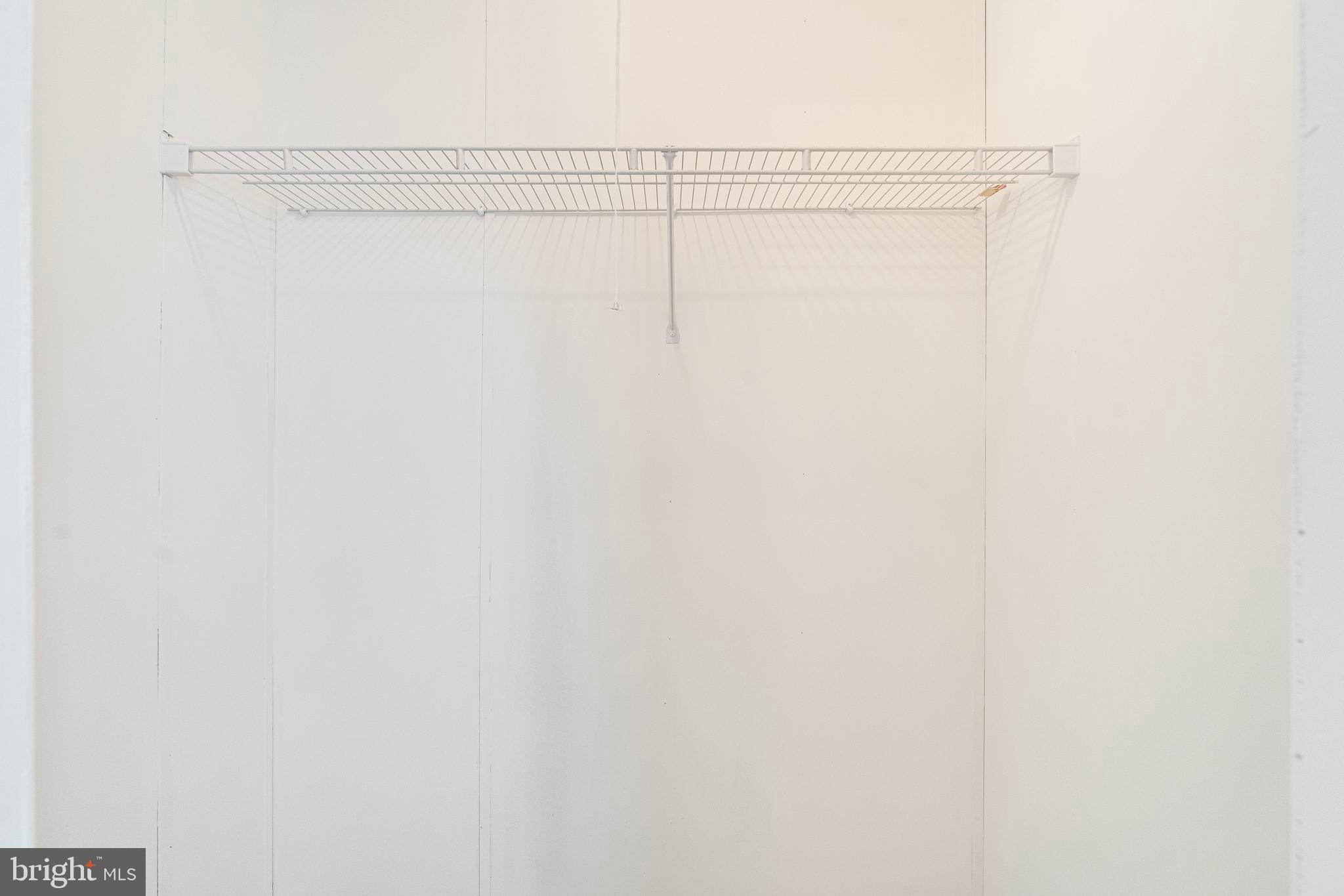 MEADOWS OF CHANTILLY - Residential