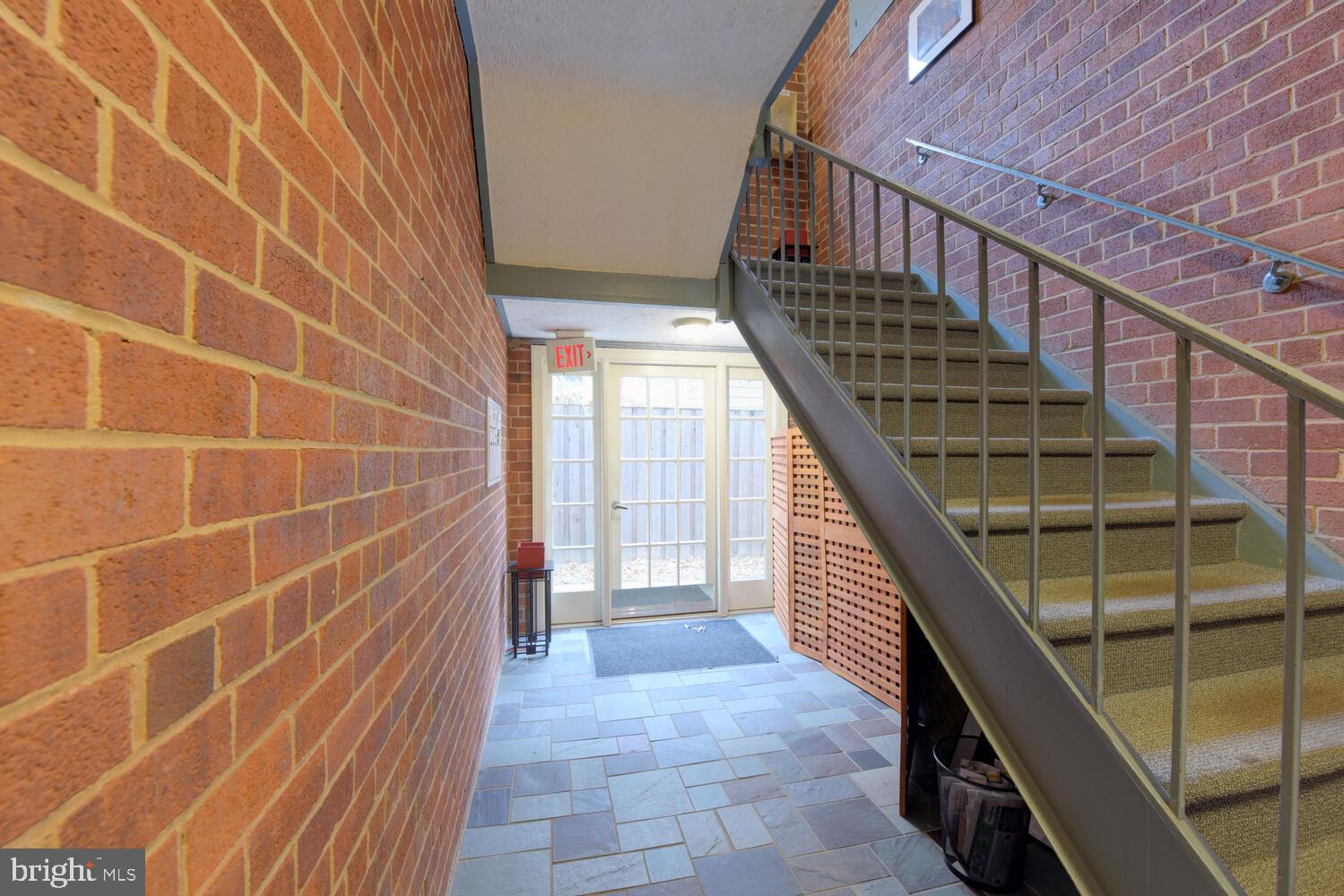 OLD TOWN ALEXANDRIA - Residential Lease