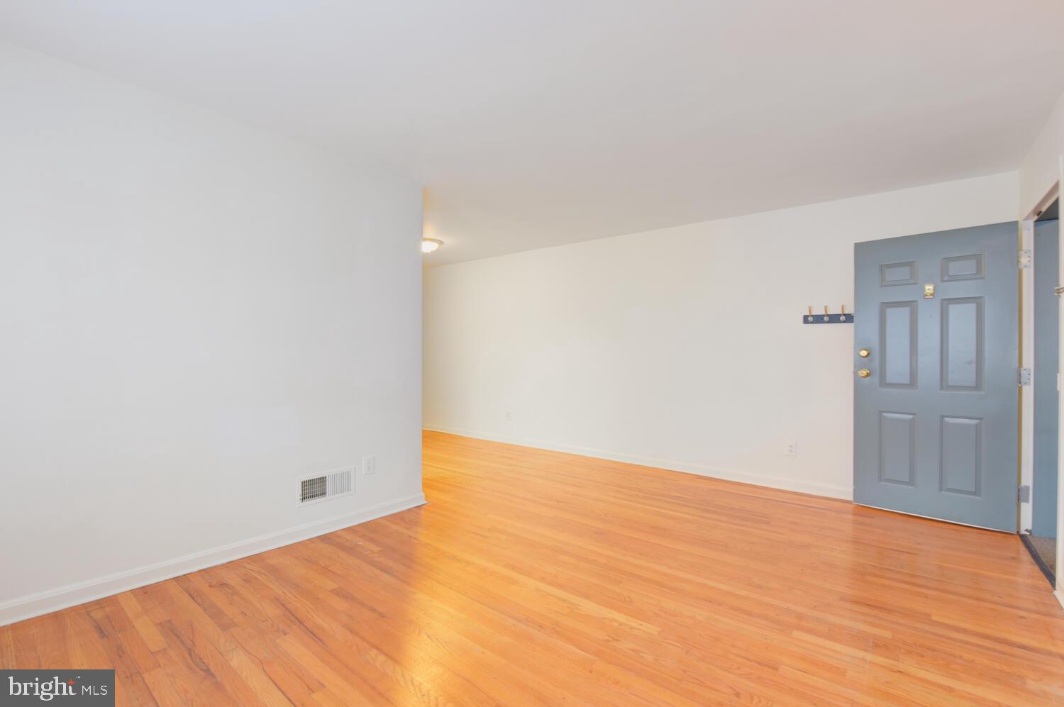 OLD TOWN ALEXANDRIA - Residential Lease