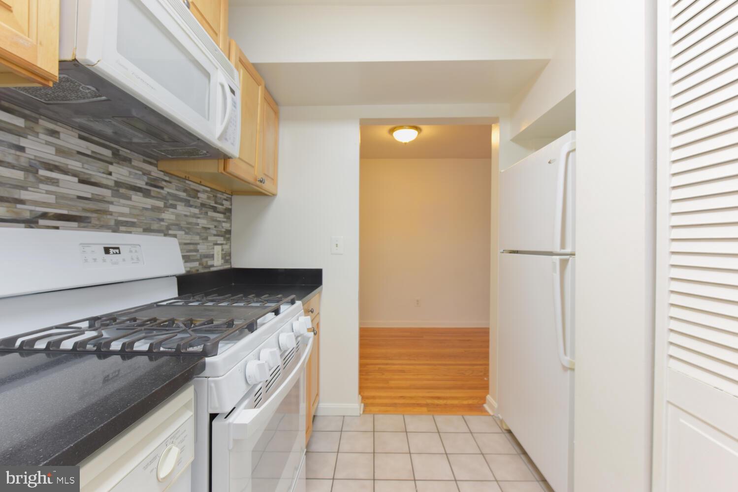 OLD TOWN ALEXANDRIA - Residential Lease