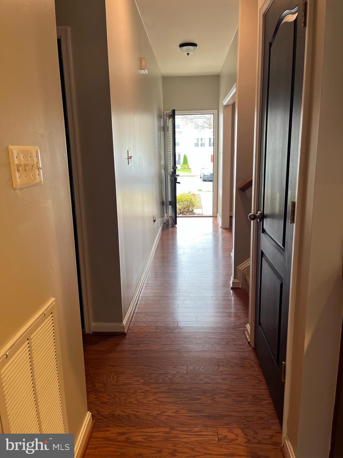 ARCHERS ROCK - Residential Lease