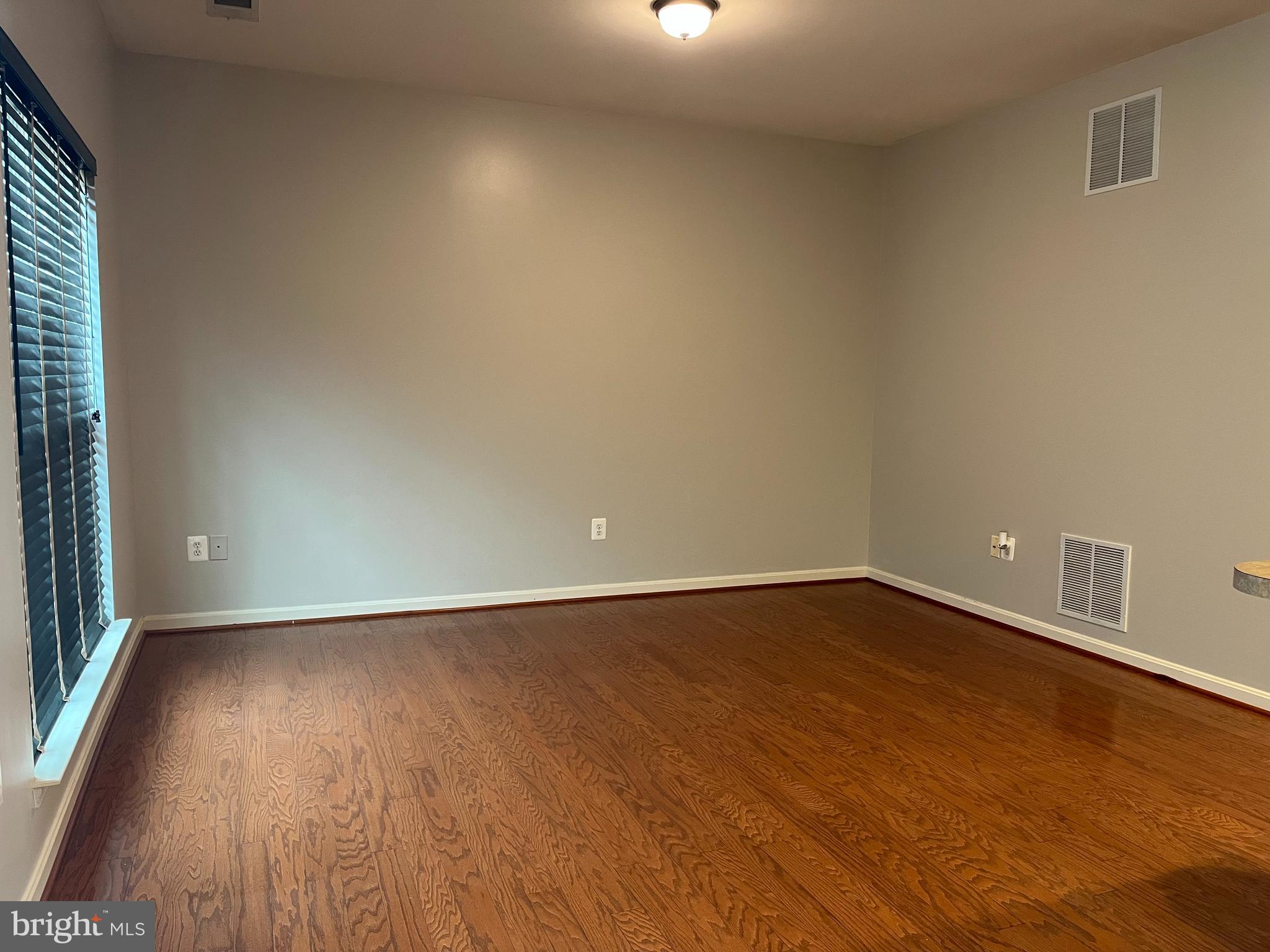 ARCHERS ROCK - Residential Lease