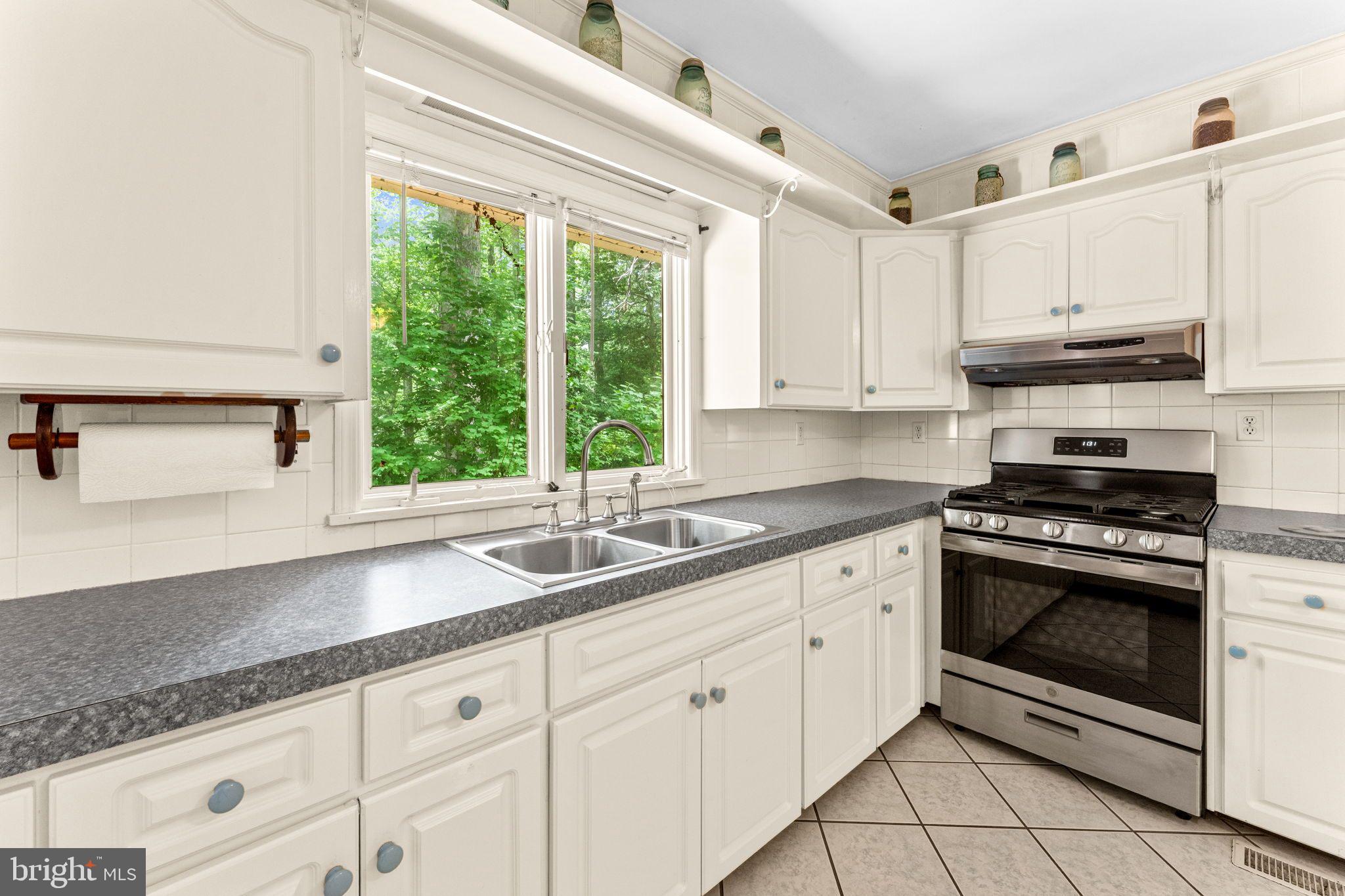 59 HICKORY ROAD