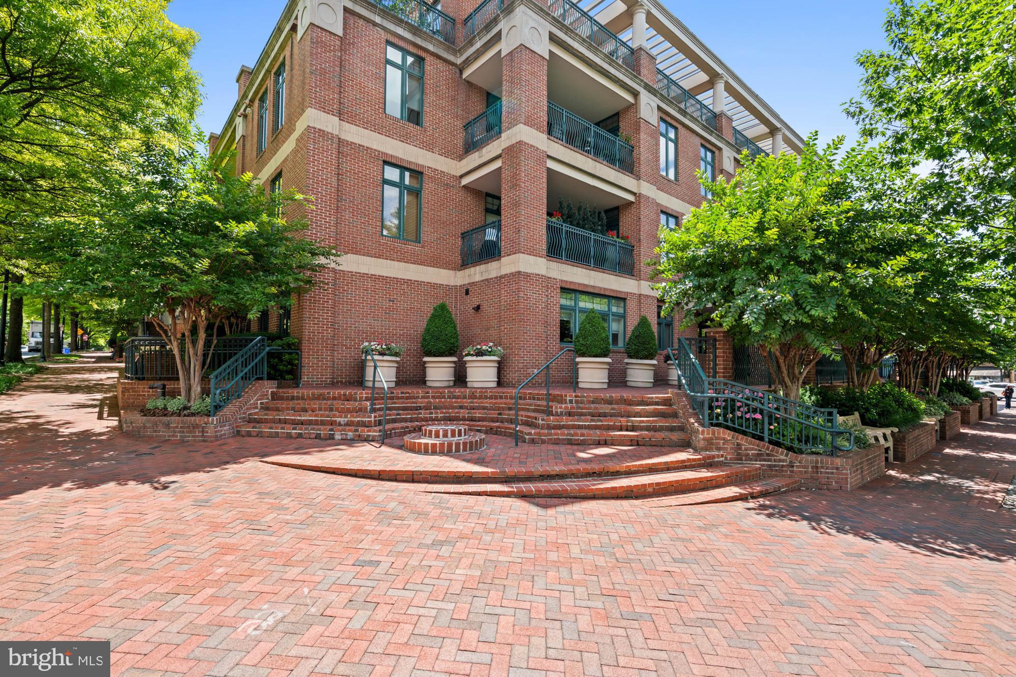 EDGEMOOR - Residential