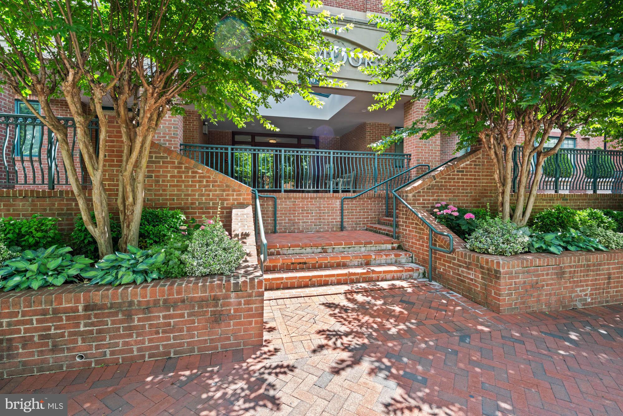 EDGEMOOR - Residential