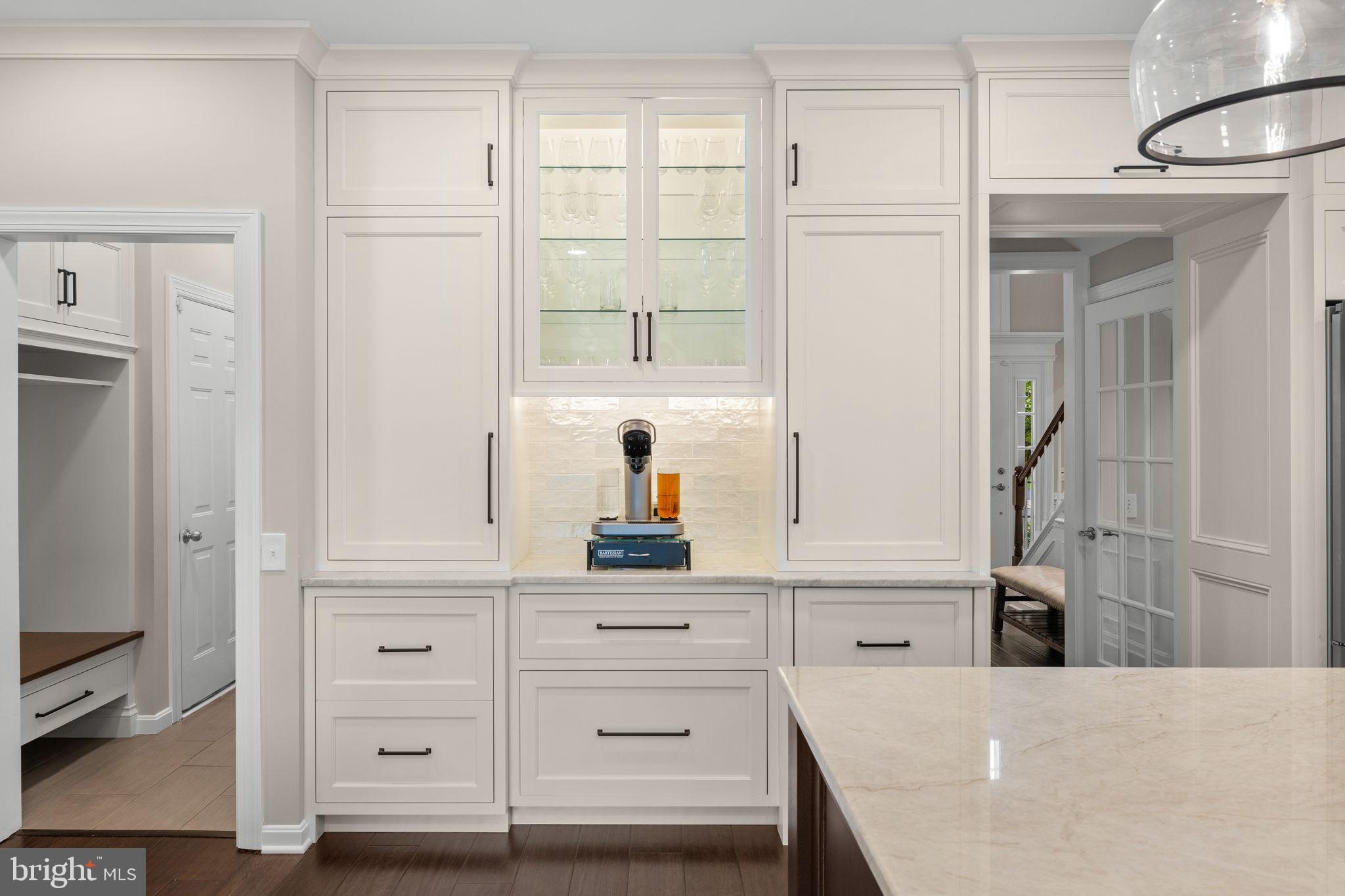 LAKESIDE AT WASHX - Residential