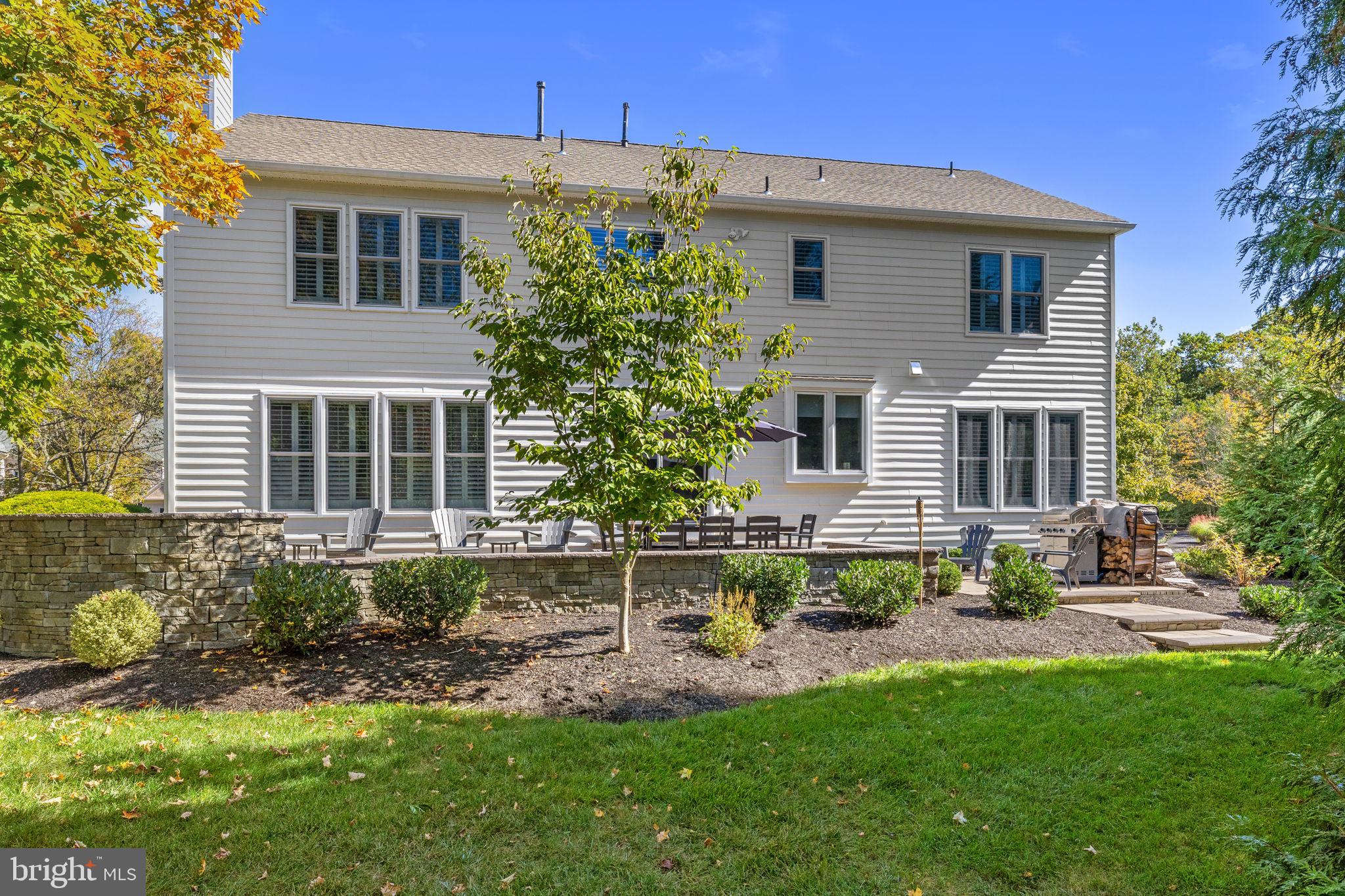 LAKESIDE AT WASHX - Residential