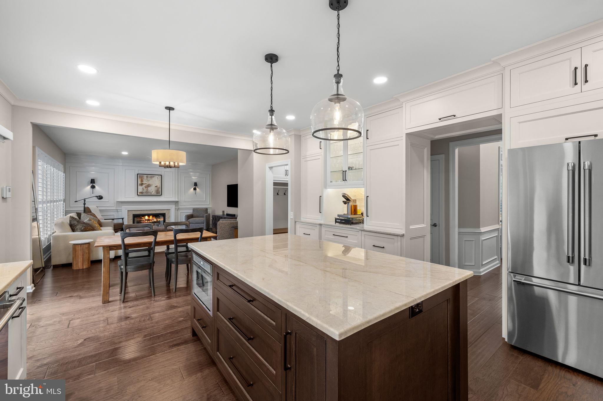 LAKESIDE AT WASHX - Residential