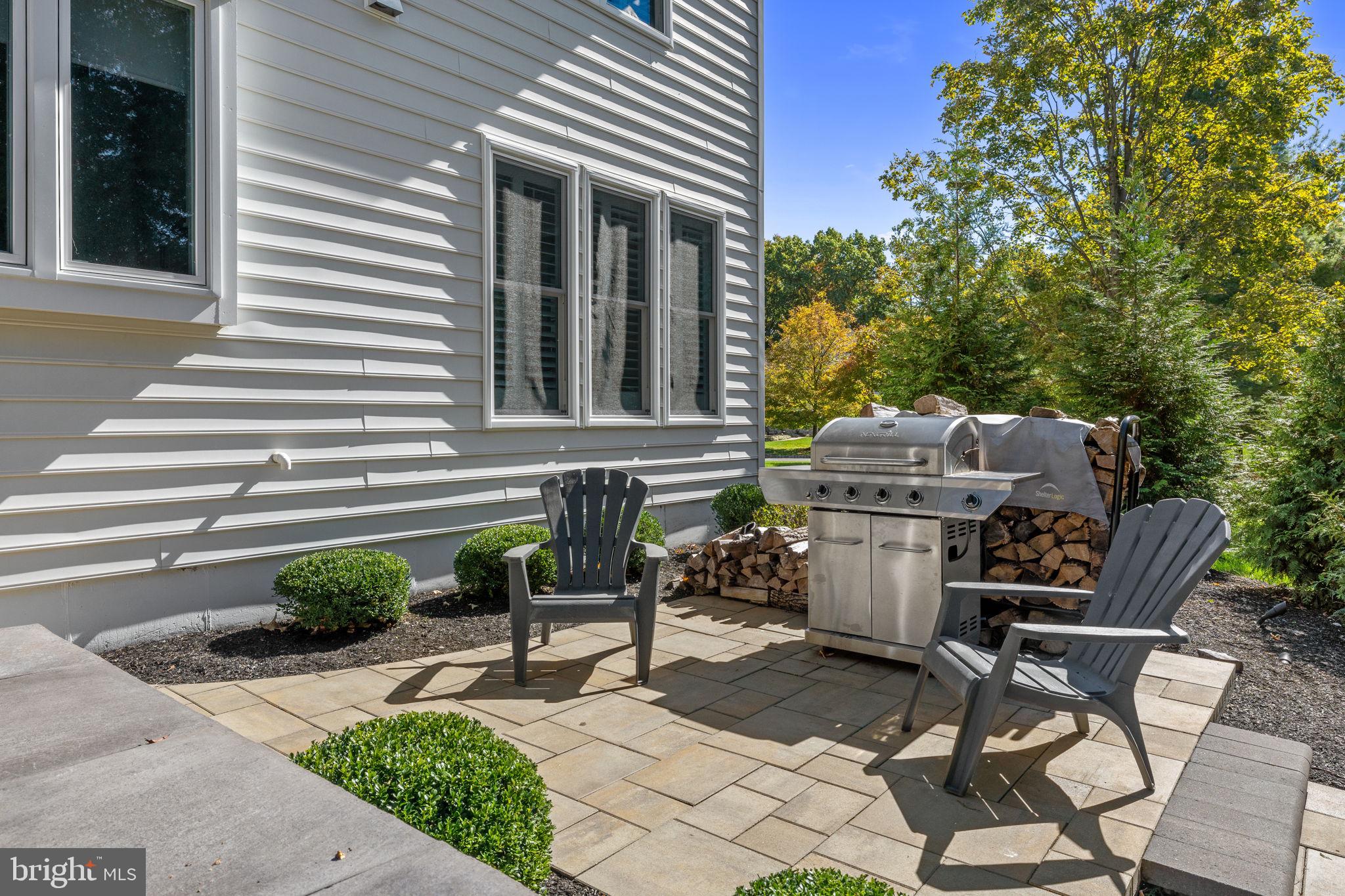 LAKESIDE AT WASHX - Residential