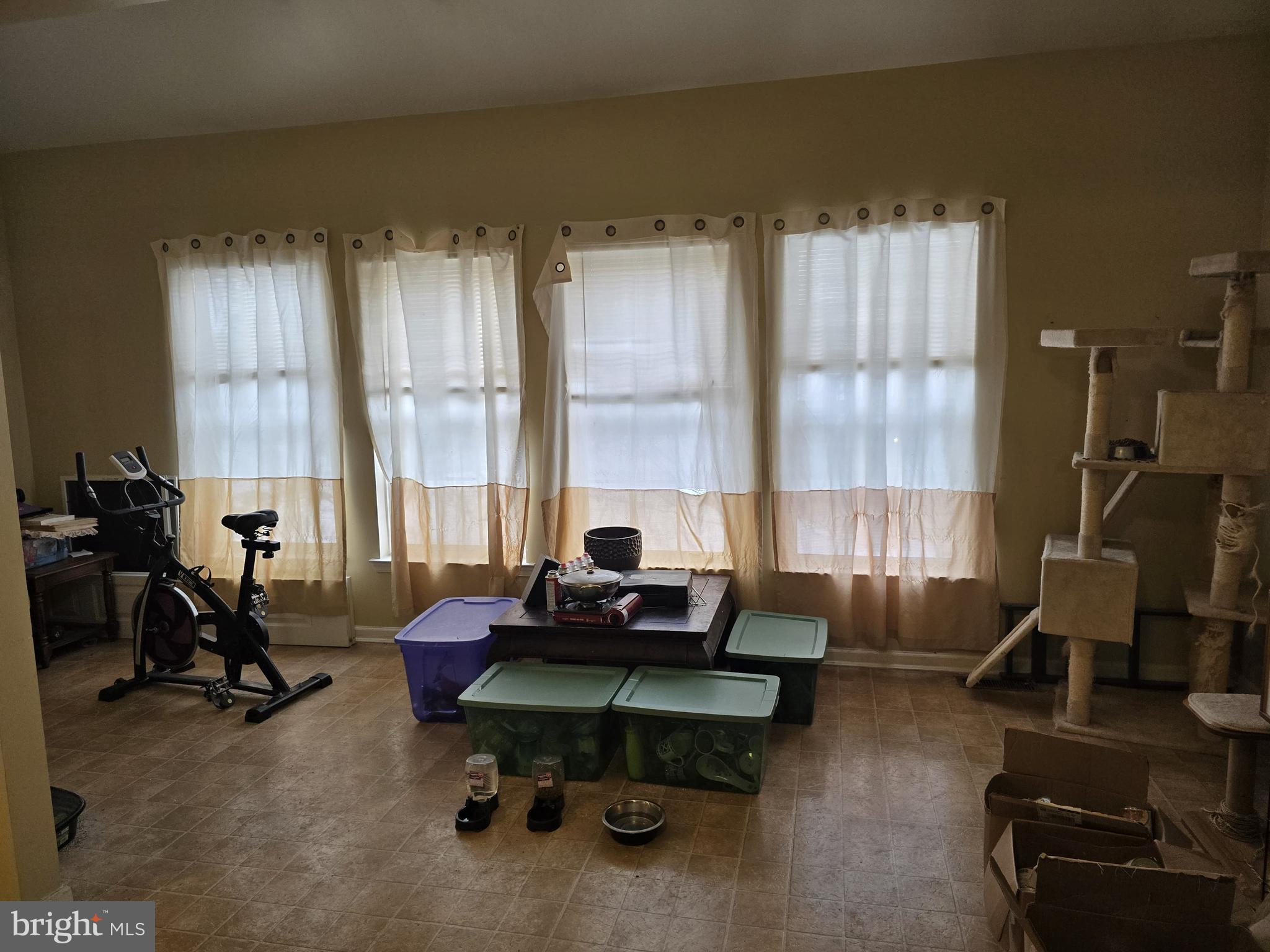 EAGLES VIEW - Residential