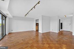 PARKSIDE PLAZA CODM - Residential