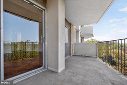 PARKSIDE PLAZA CODM - Residential