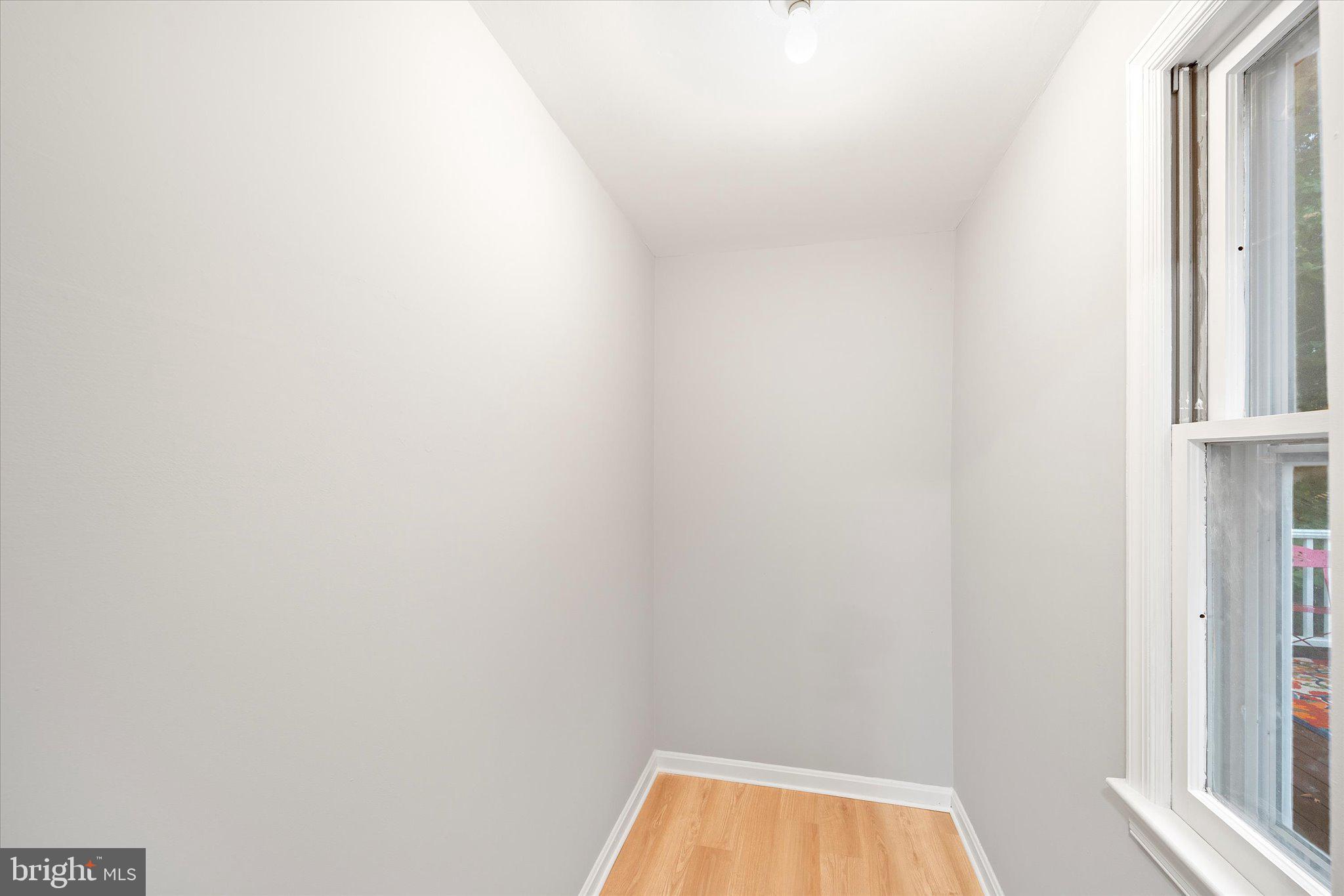 FOX MILL ESTATES - Residential