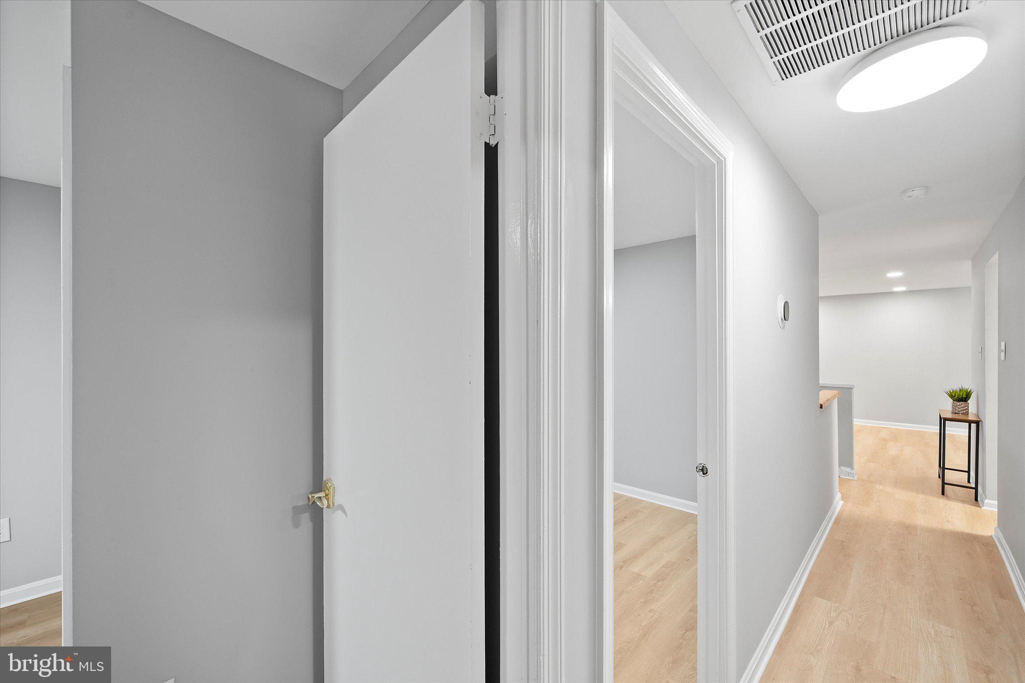 FOX MILL ESTATES - Residential