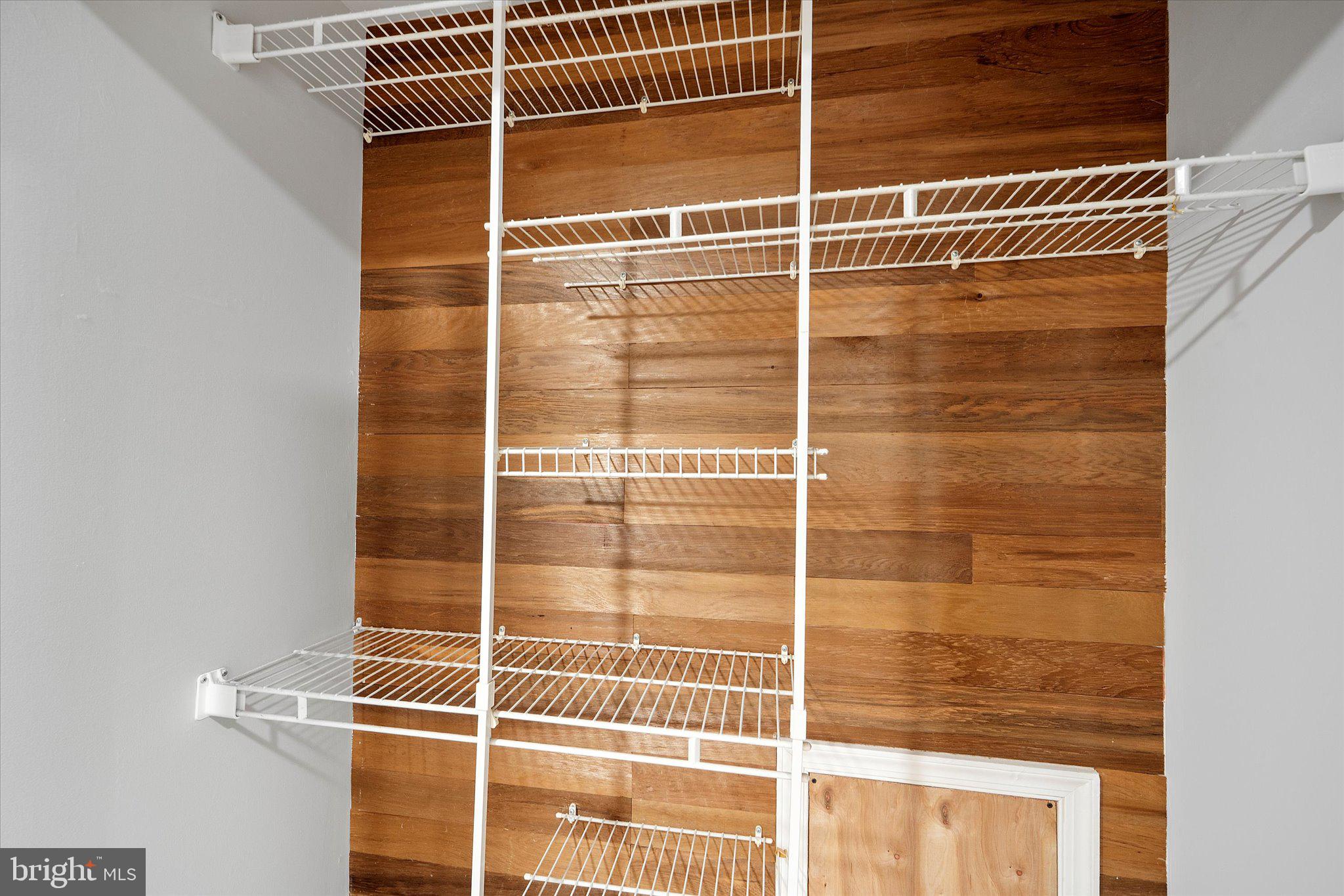 FOX MILL ESTATES - Residential