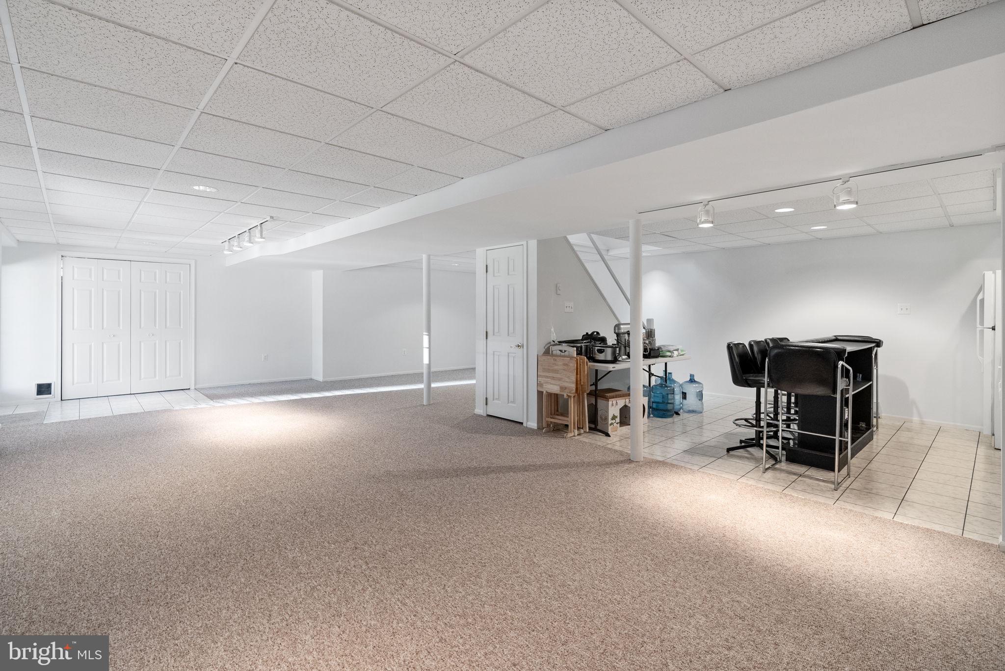 WINDING CREEK - Residential