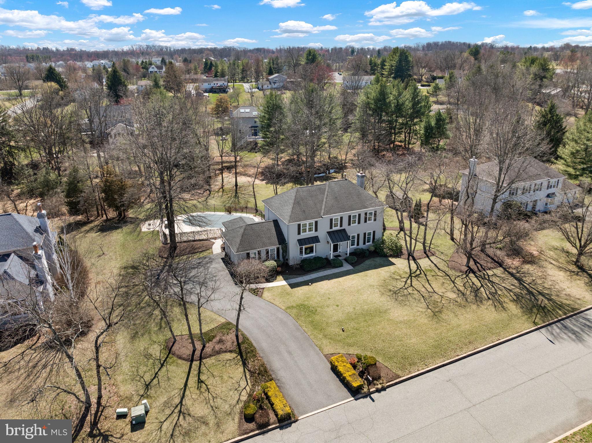 WINDING CREEK - Residential