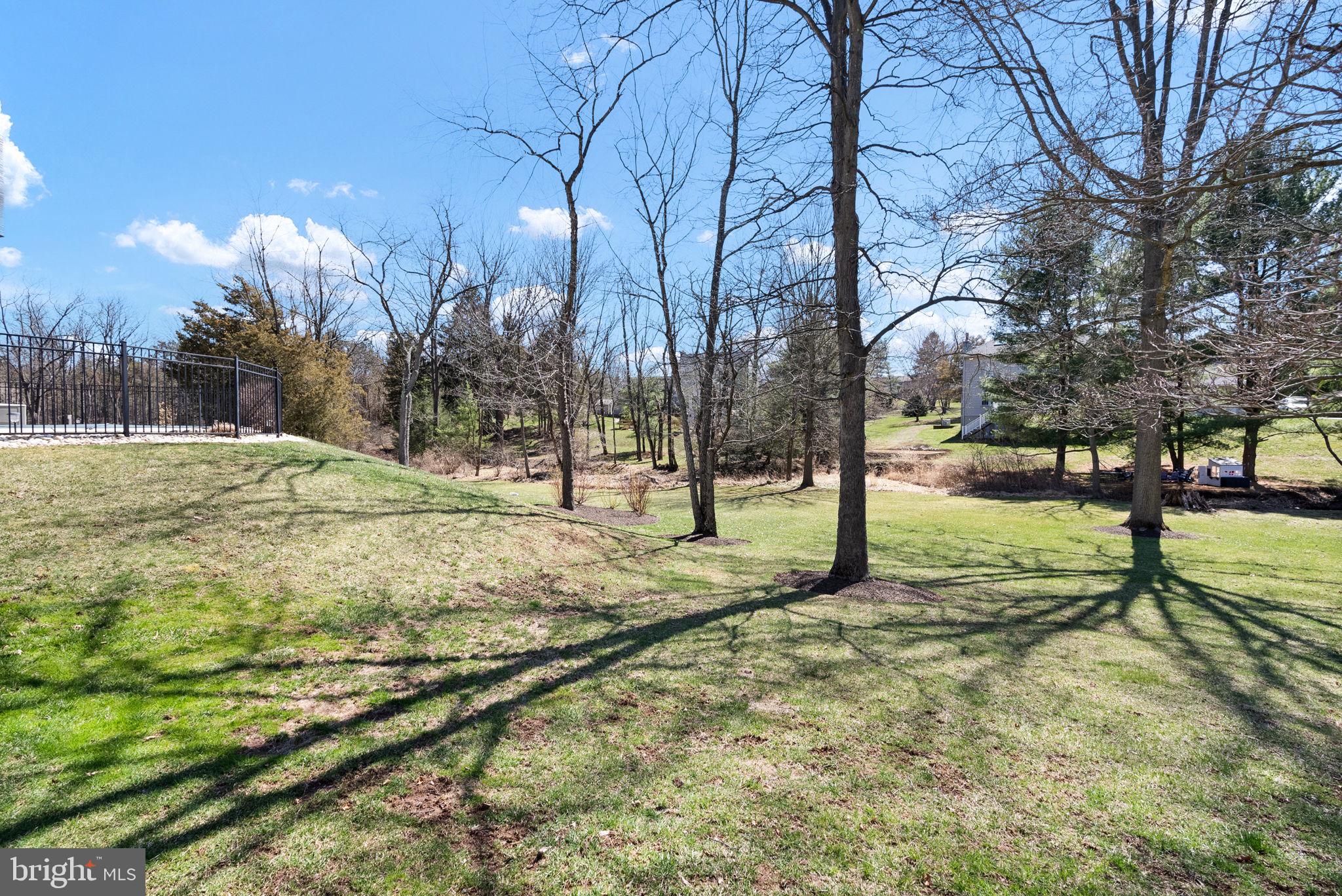 WINDING CREEK - Residential