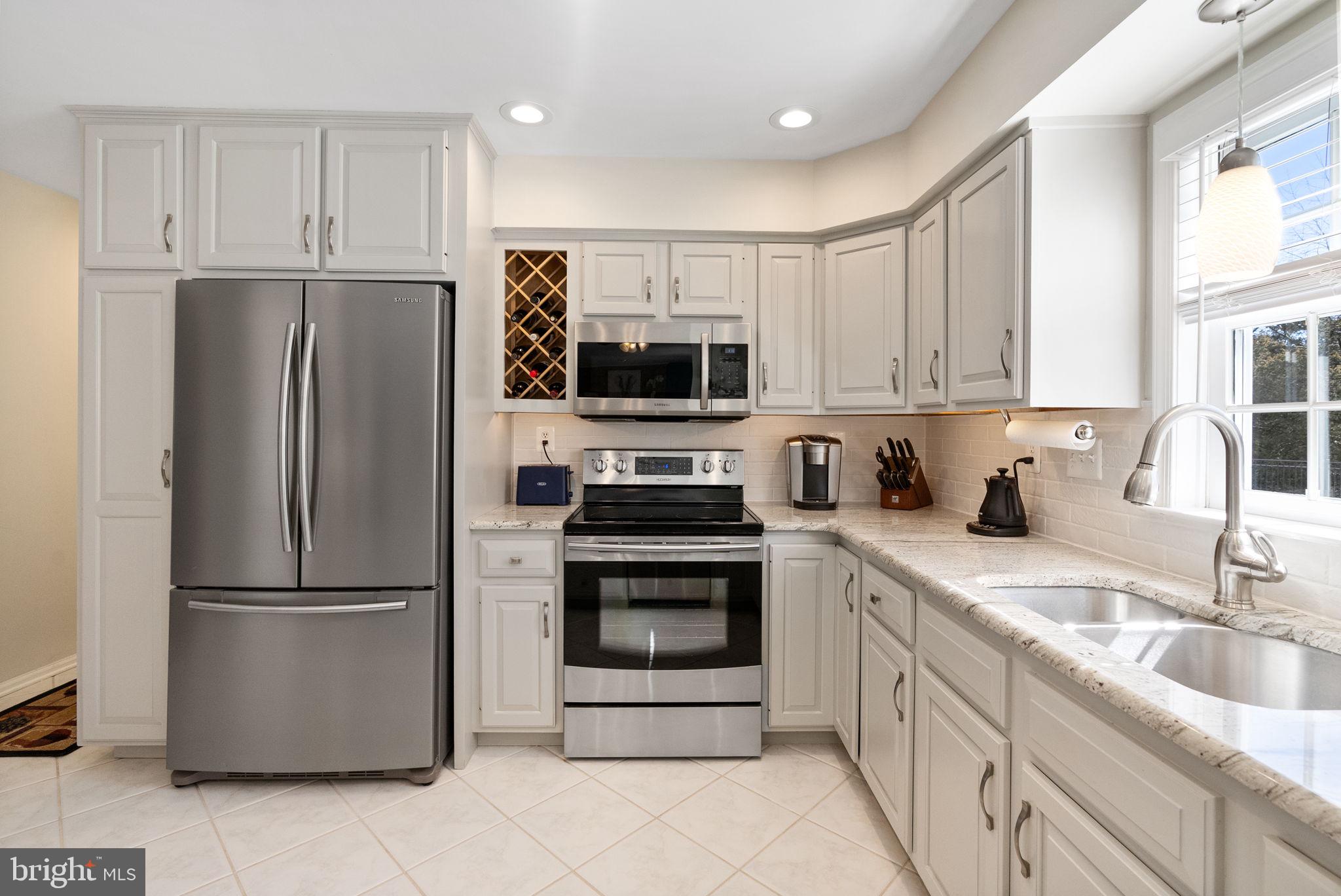 WINDING CREEK - Residential