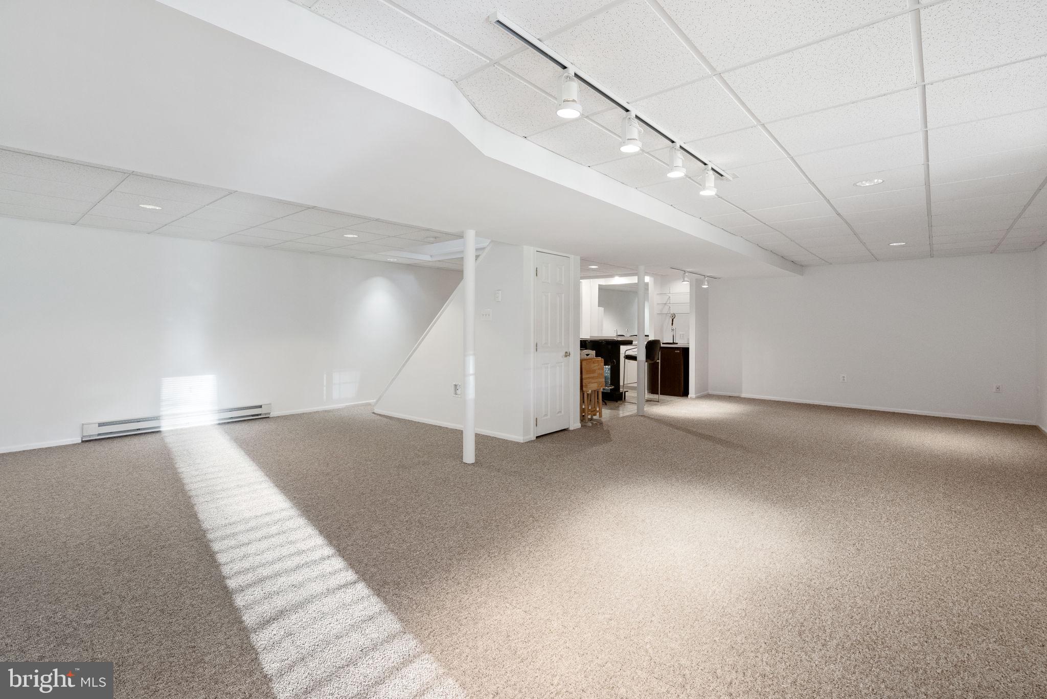 WINDING CREEK - Residential