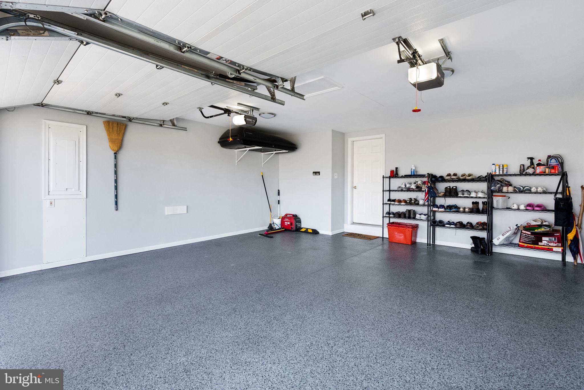 WINDING CREEK - Residential