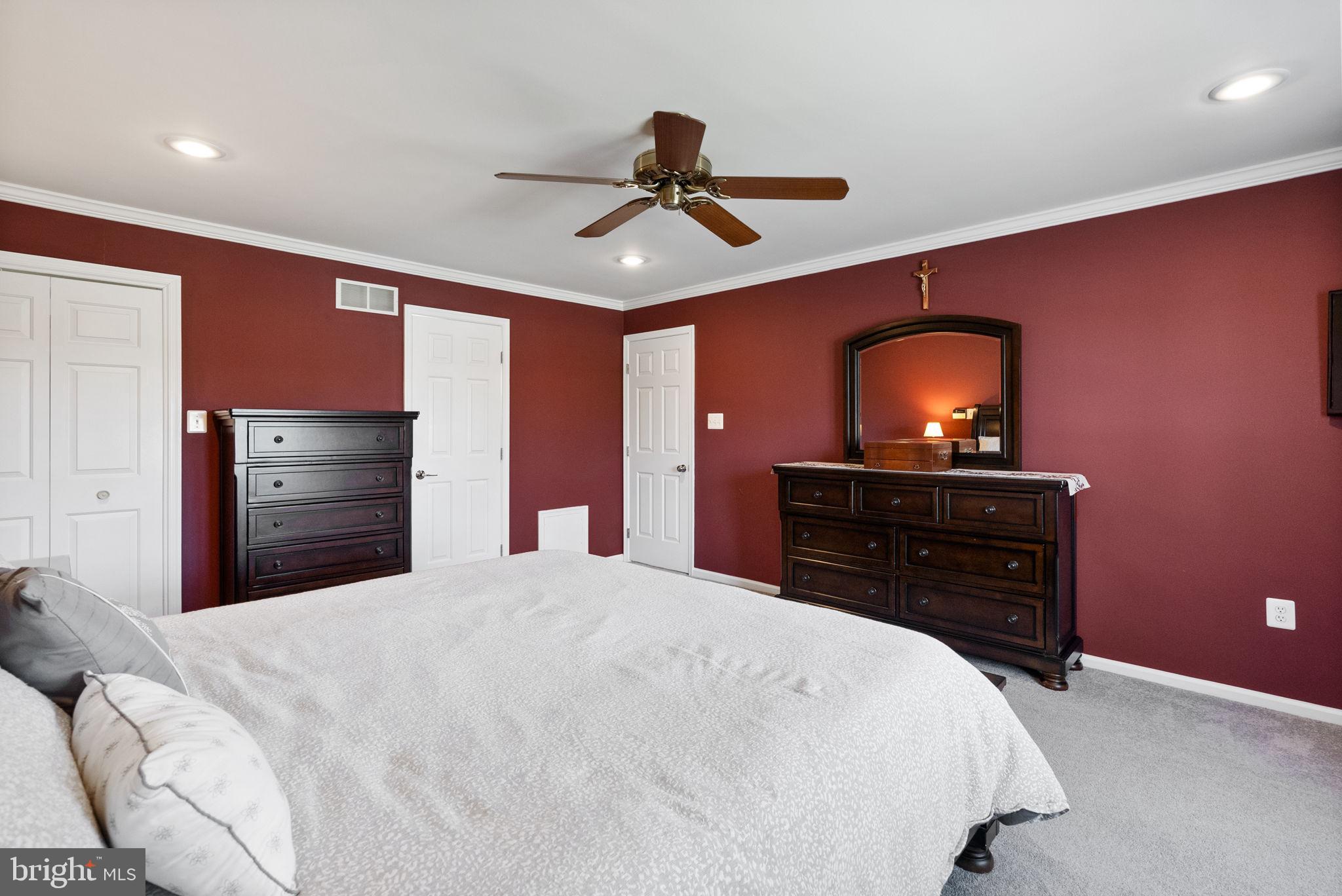 WINDING CREEK - Residential